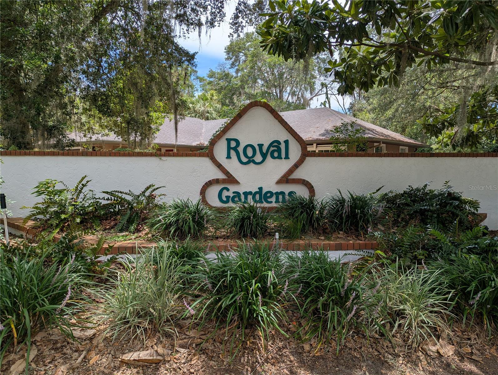 ROYAL GARDENS PH V - Residential