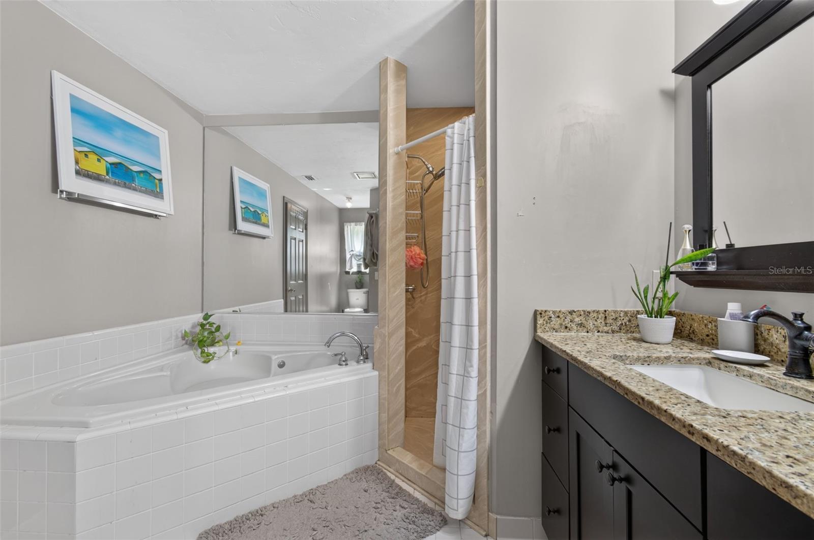 ROYAL GARDENS PH V - Residential