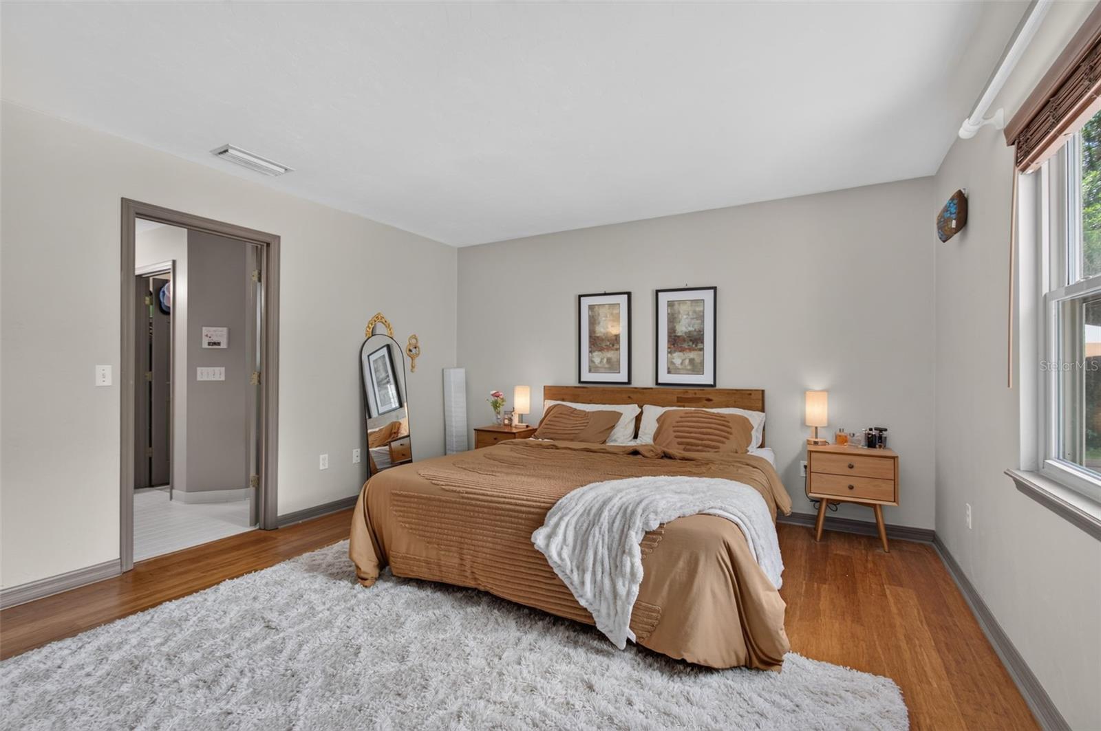 ROYAL GARDENS PH V - Residential