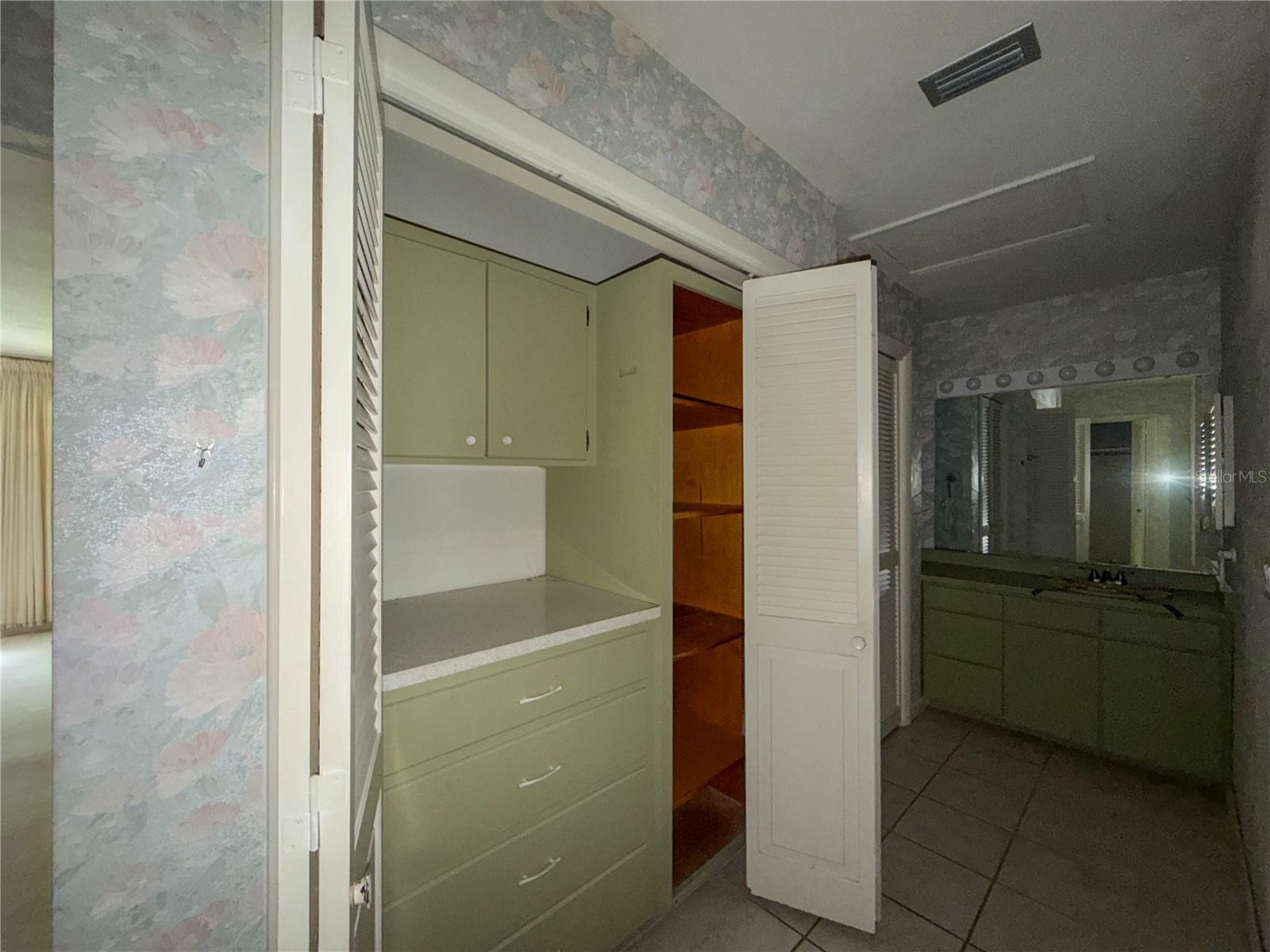 PINE HILL ESTATE ADD 1 - Residential
