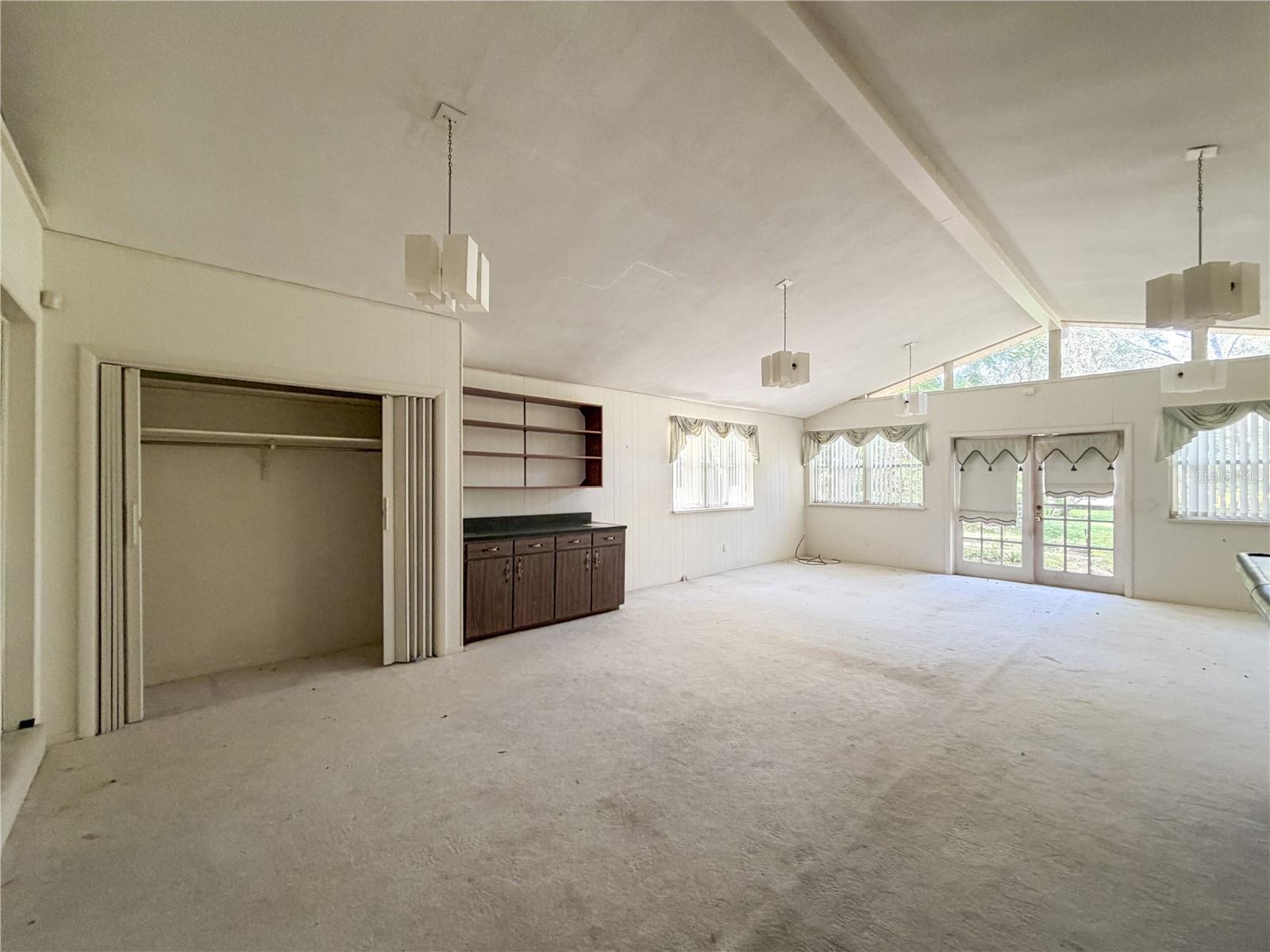 PINE HILL ESTATE ADD 1 - Residential