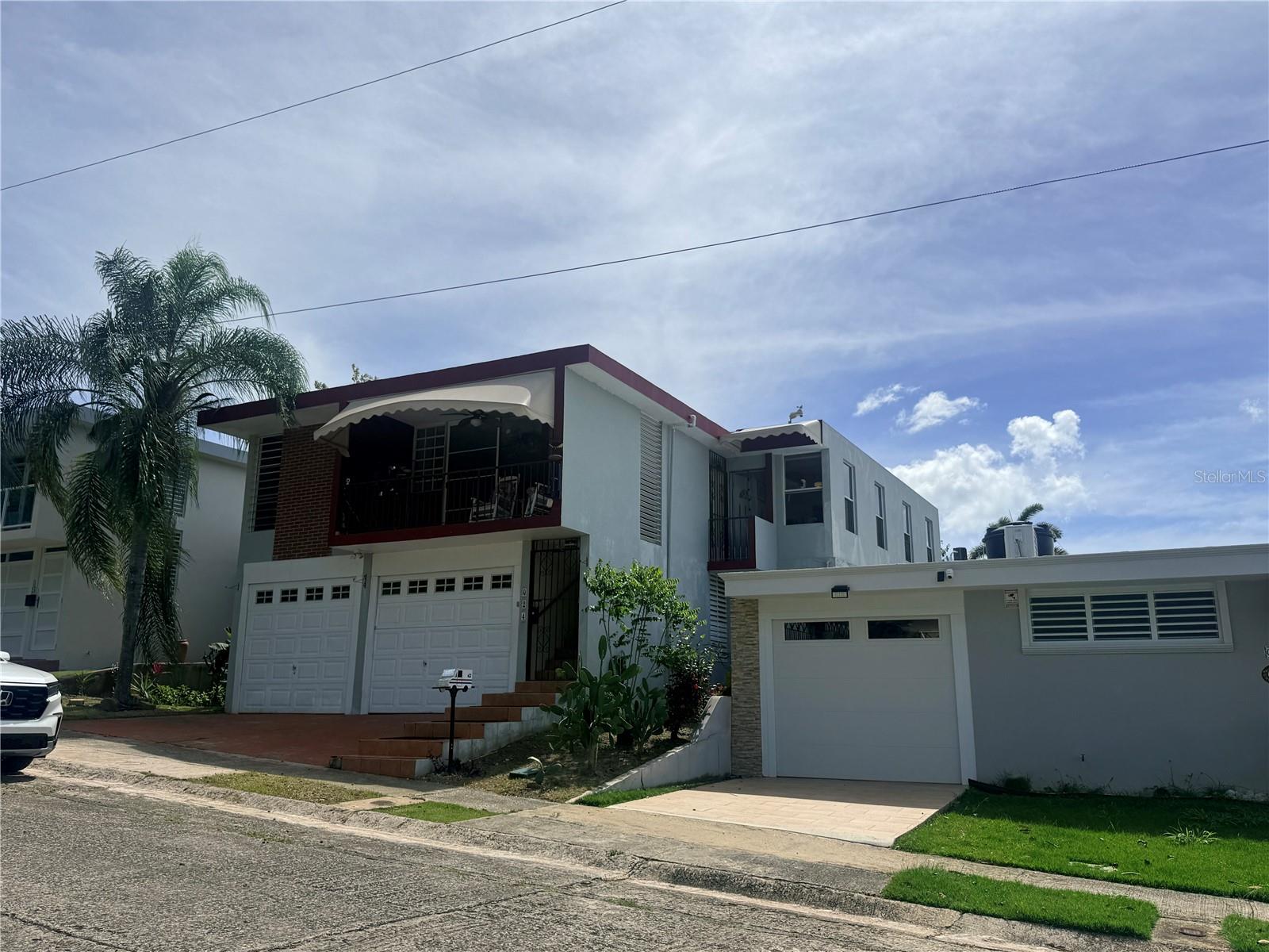 URB. BORINQUEN - Residential