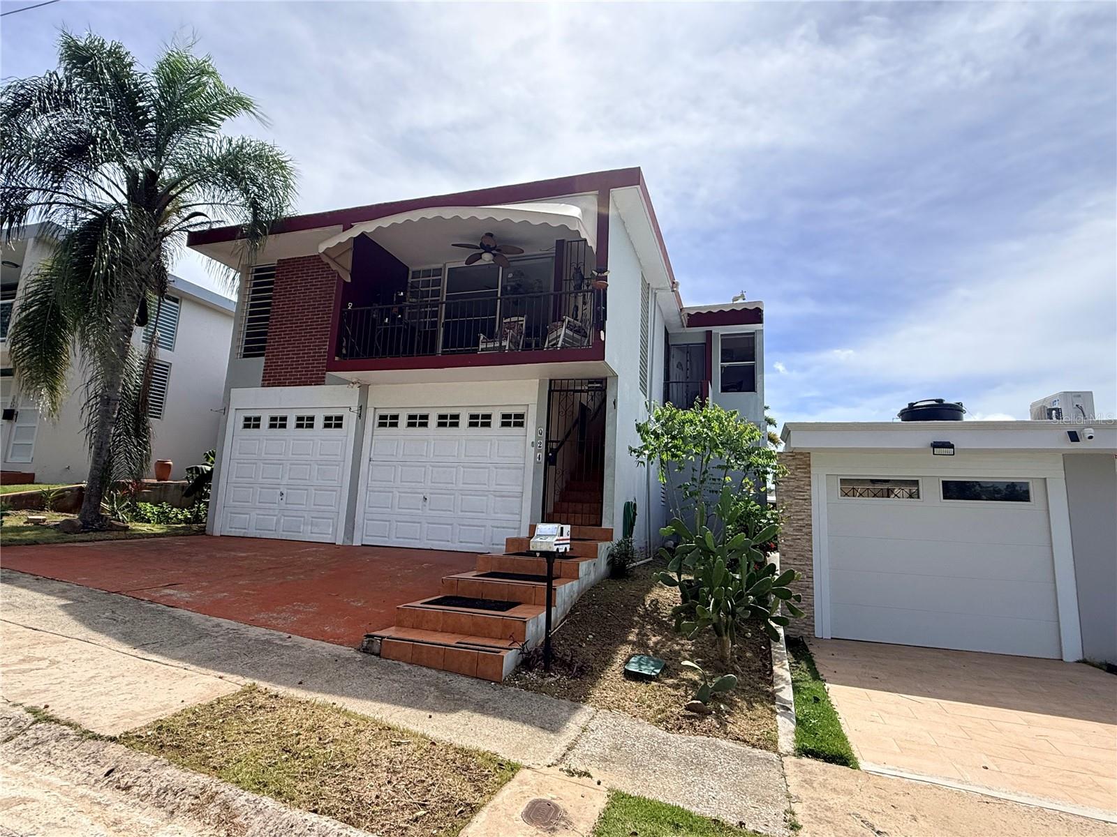 URB. BORINQUEN - Residential