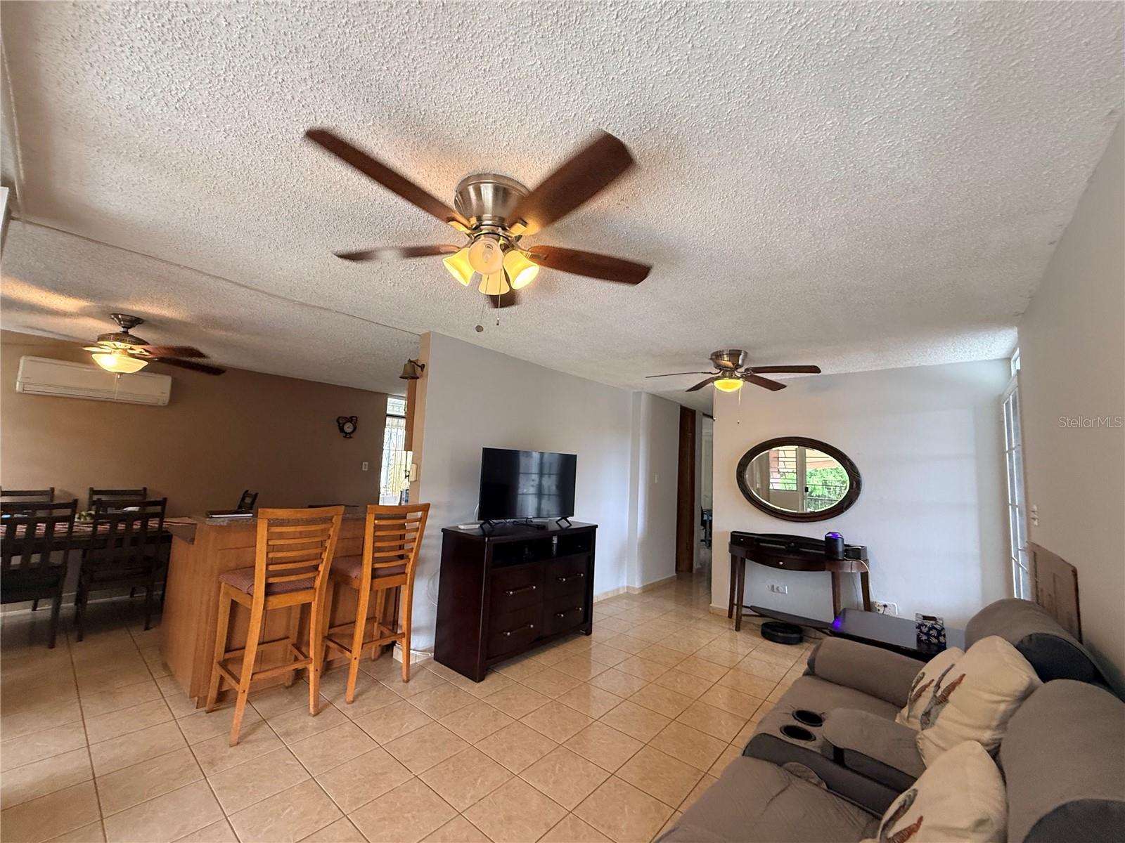 URB. BORINQUEN - Residential
