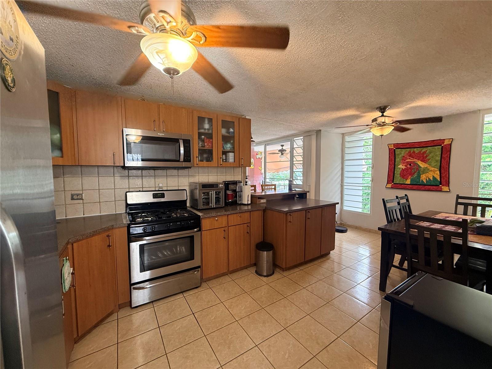 URB. BORINQUEN - Residential