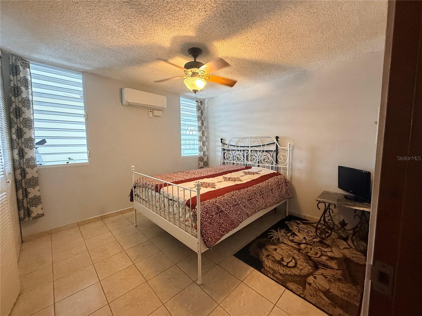 URB. BORINQUEN - Residential