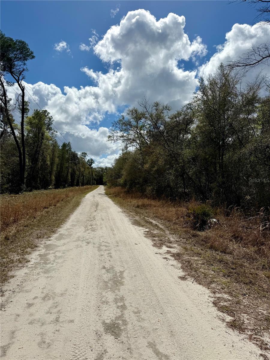 LAKE VIEW MANOR - Land