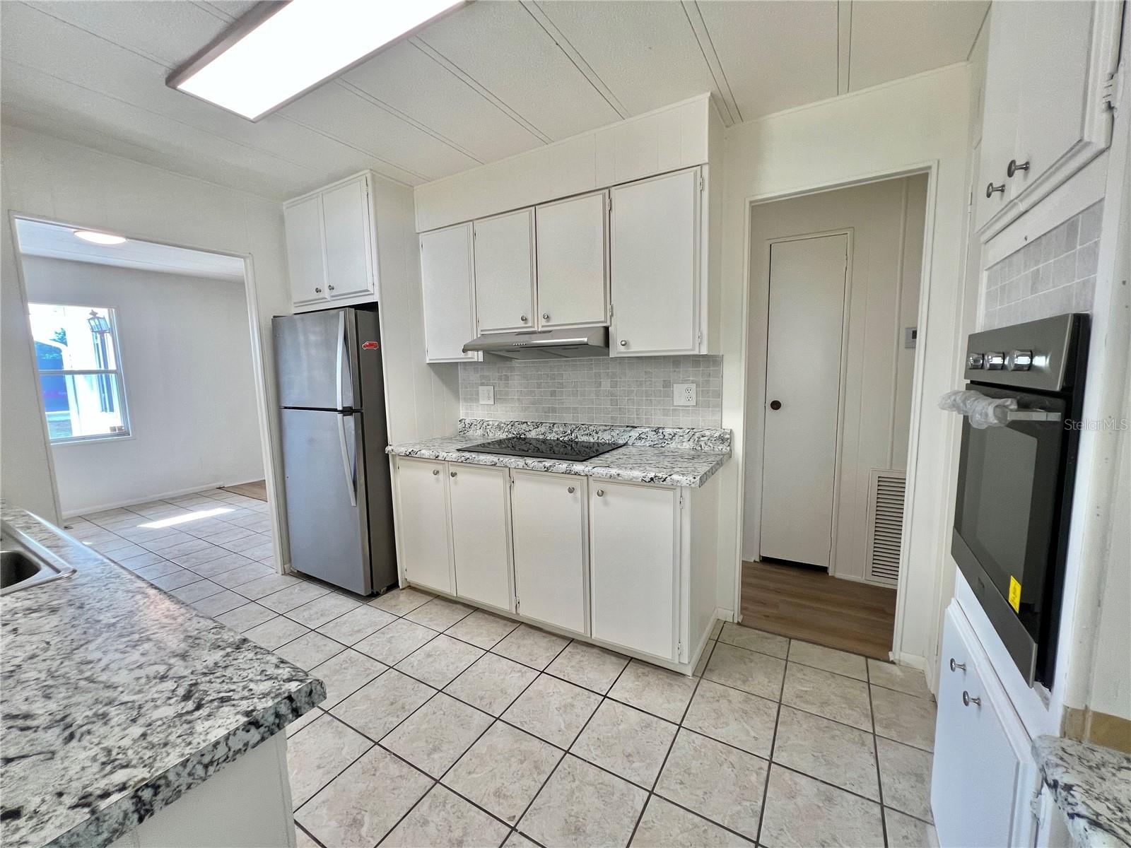 HAWTHORNE AT LEESBURG A COOP - Residential