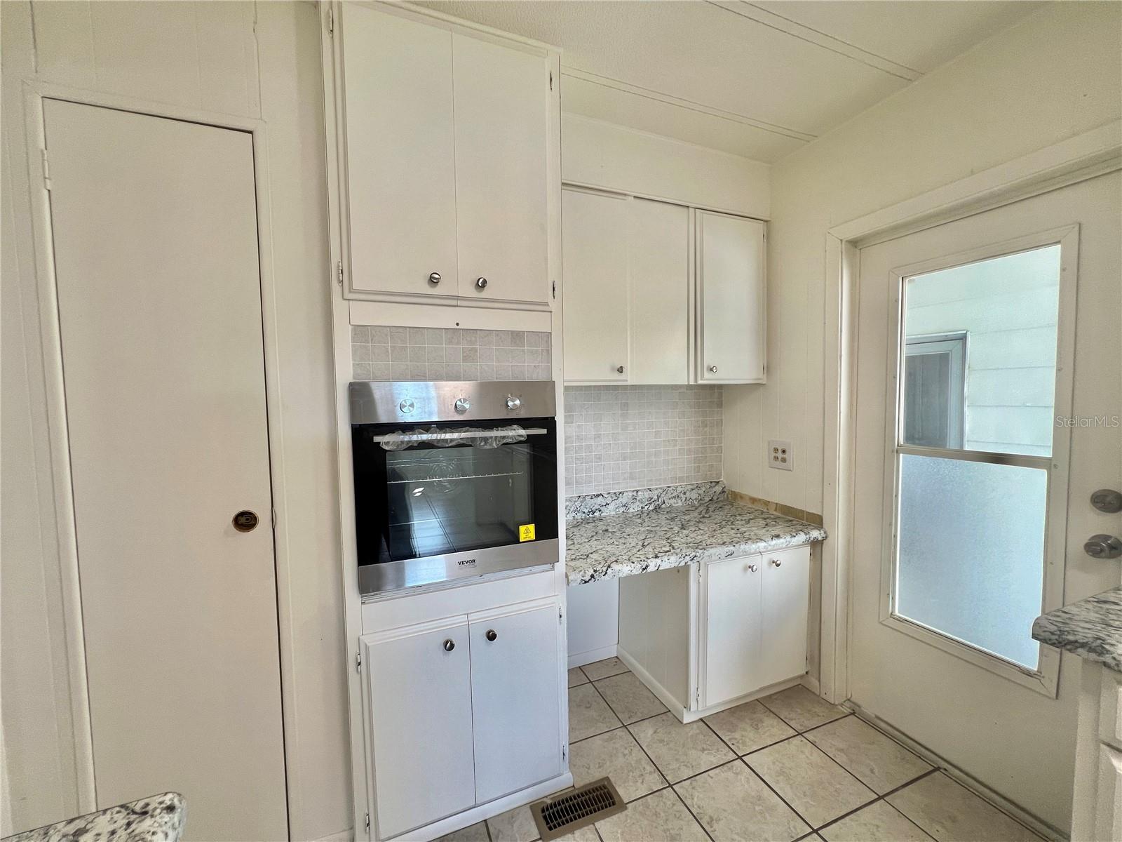 HAWTHORNE AT LEESBURG A COOP - Residential