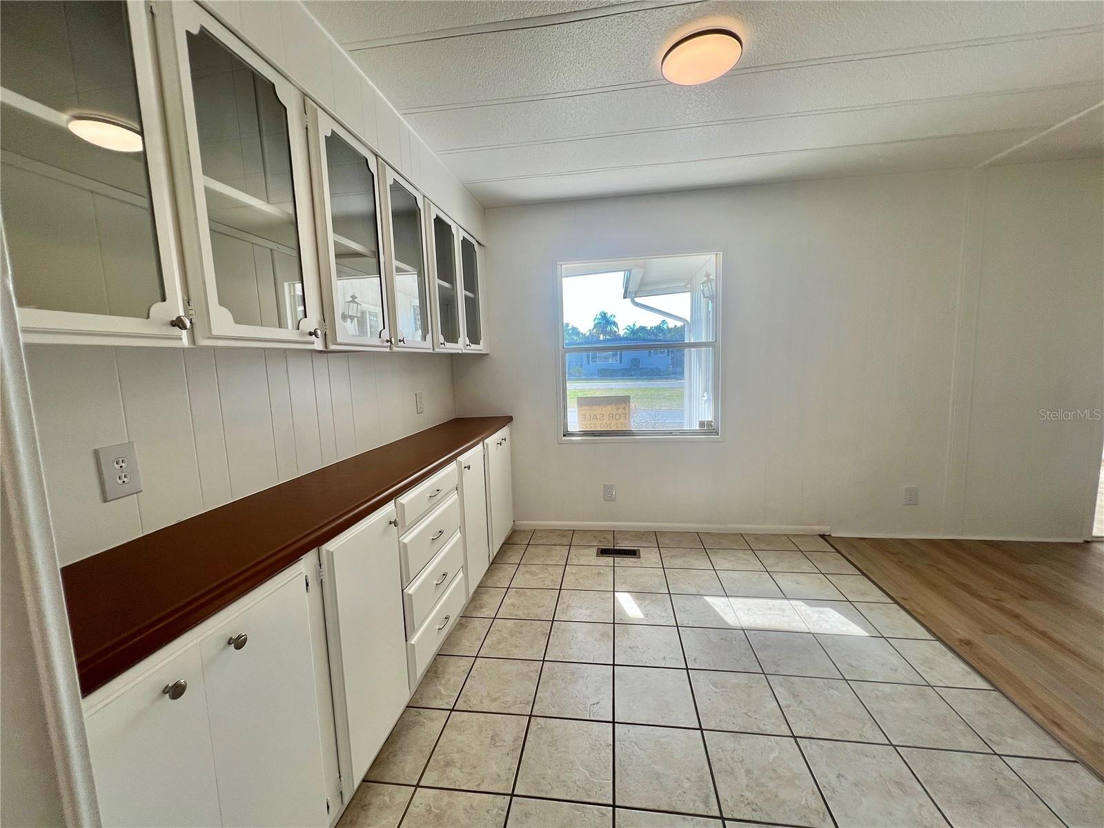 HAWTHORNE AT LEESBURG A COOP - Residential
