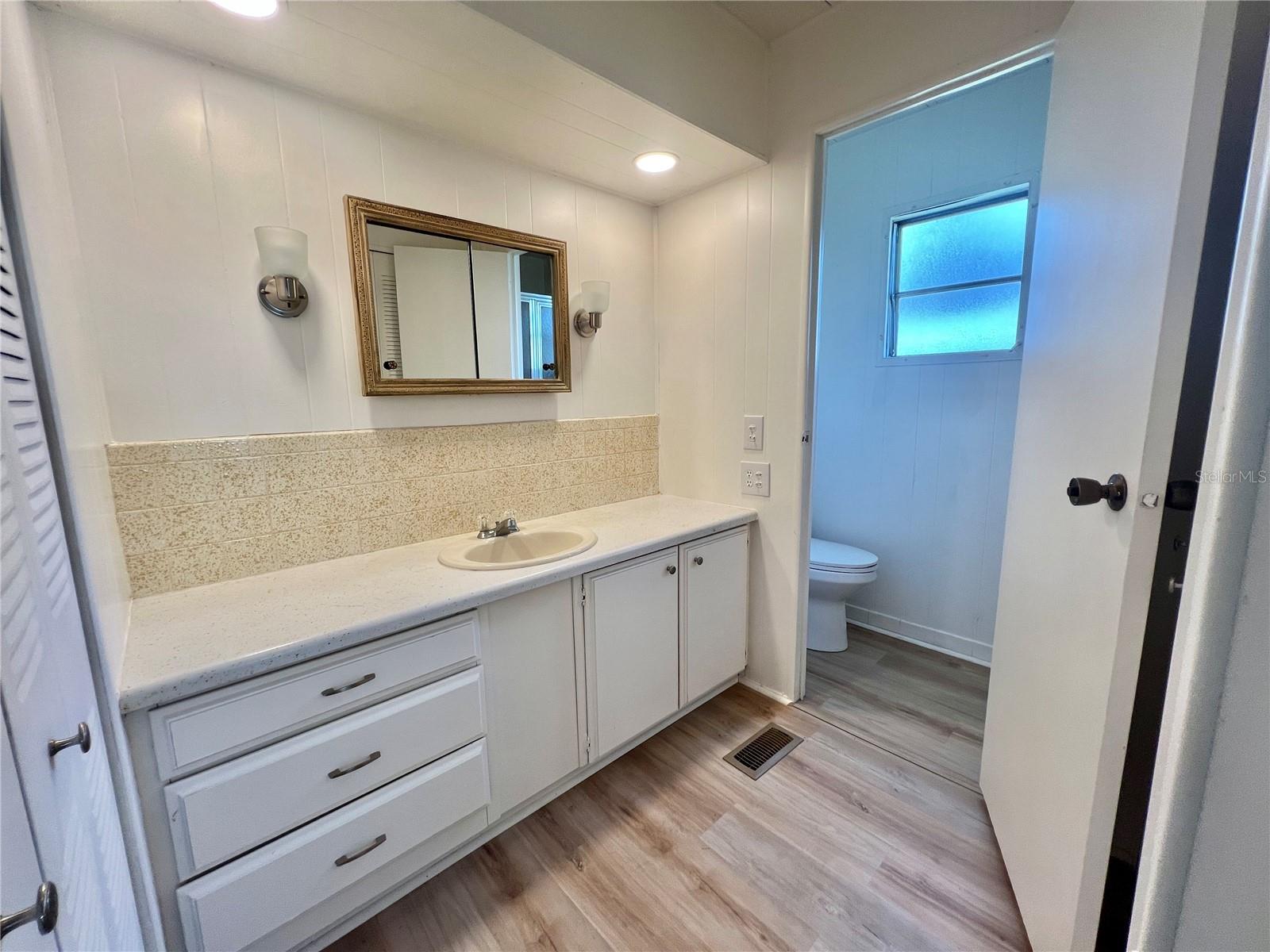 HAWTHORNE AT LEESBURG A COOP - Residential