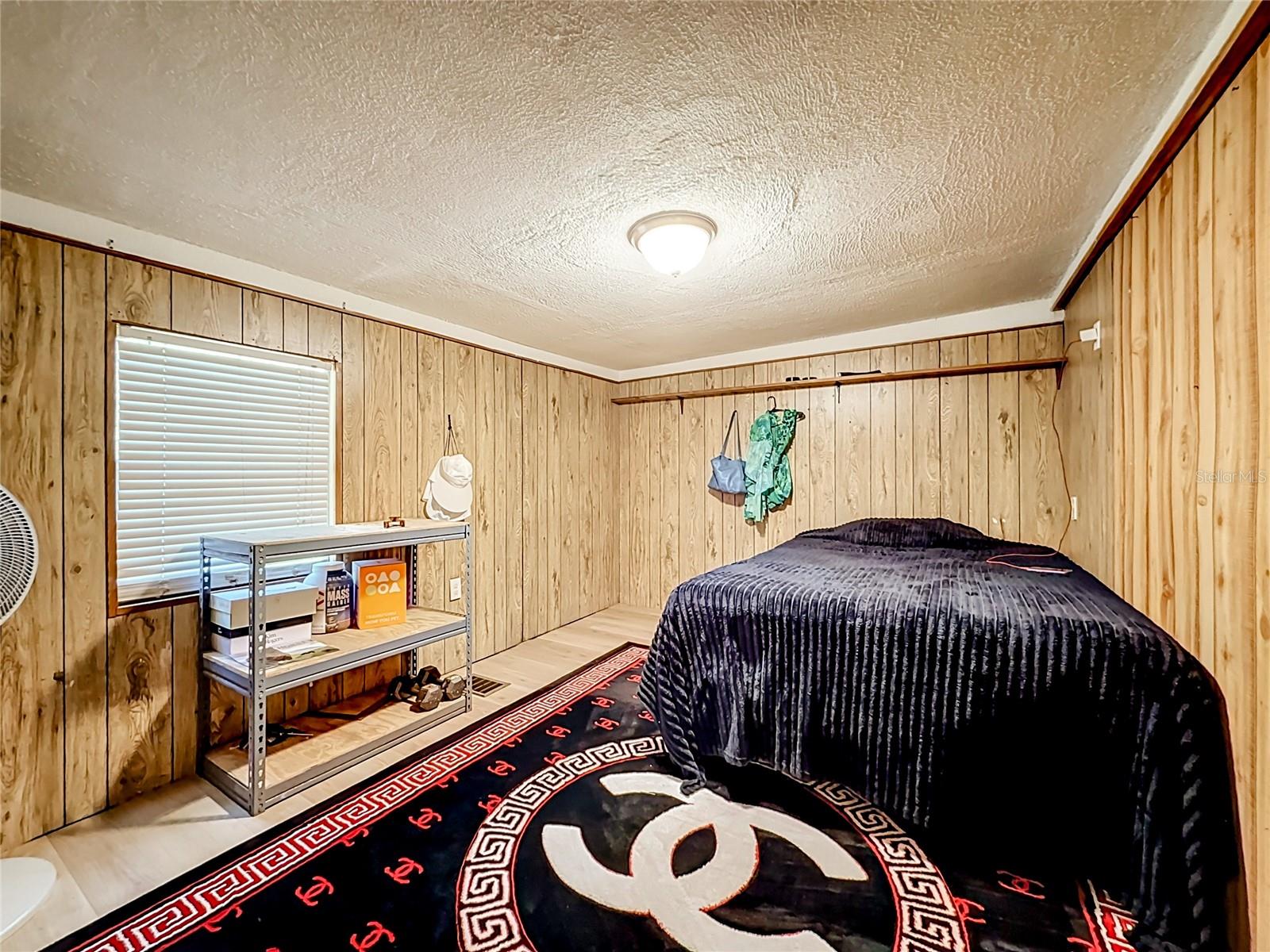 ACREAGE & UNREC - Residential