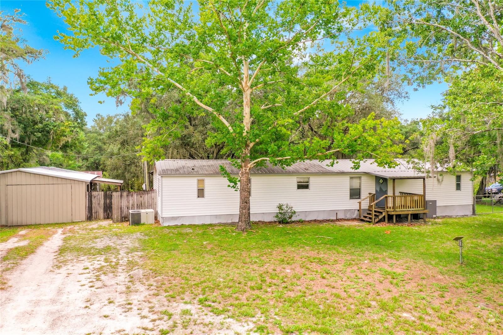 ACREAGE & UNREC - Residential