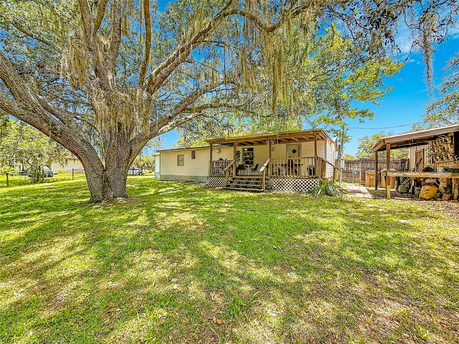 ACREAGE & UNREC - Residential
