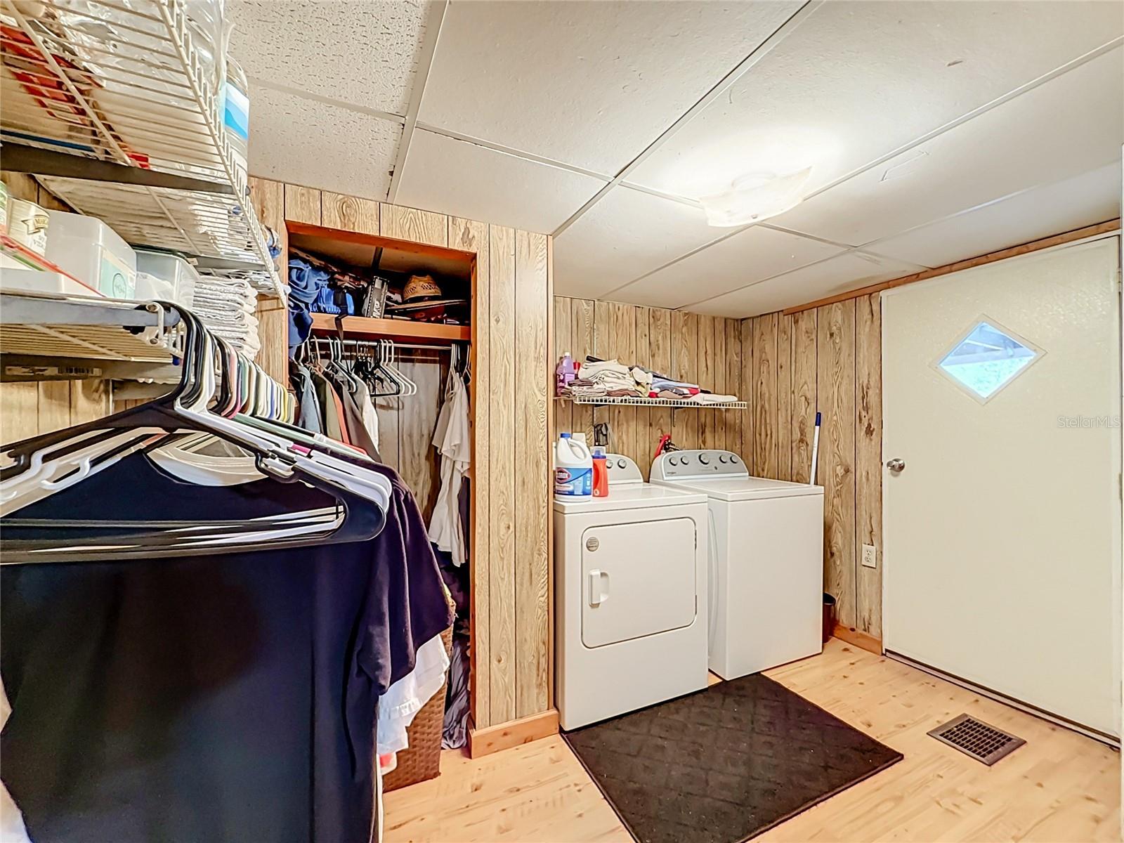 ACREAGE & UNREC - Residential