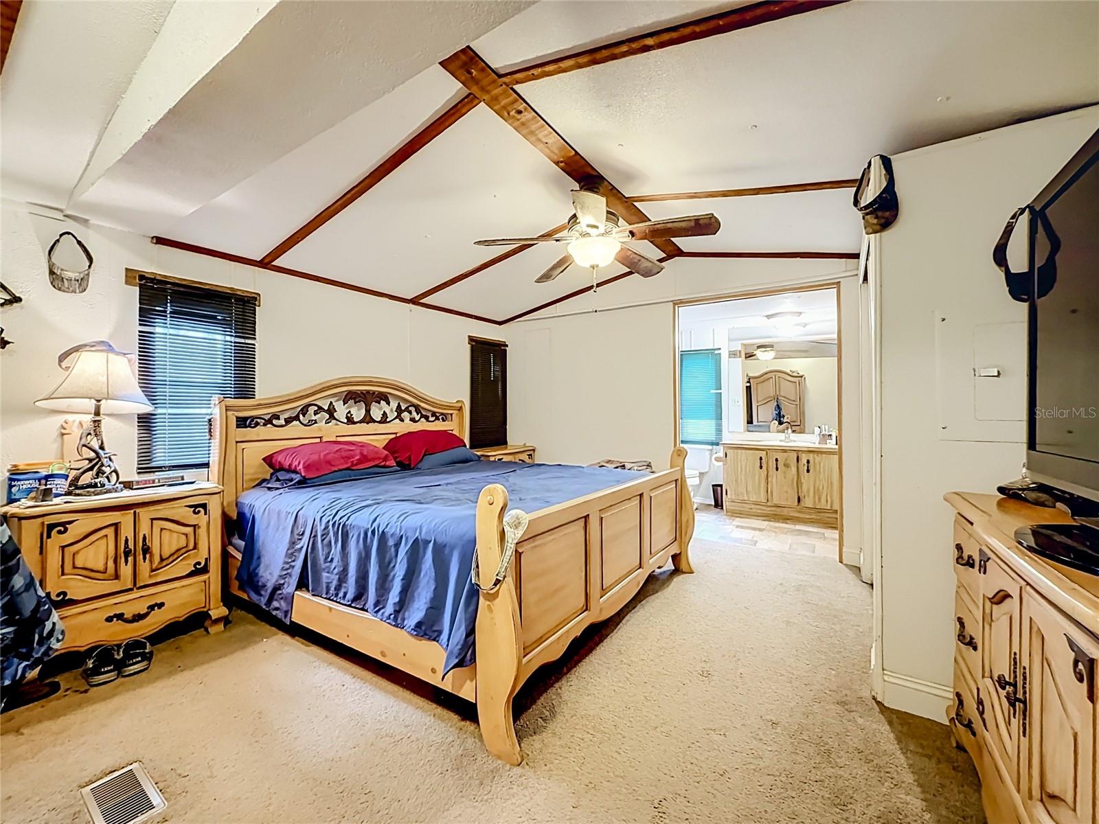ACREAGE & UNREC - Residential