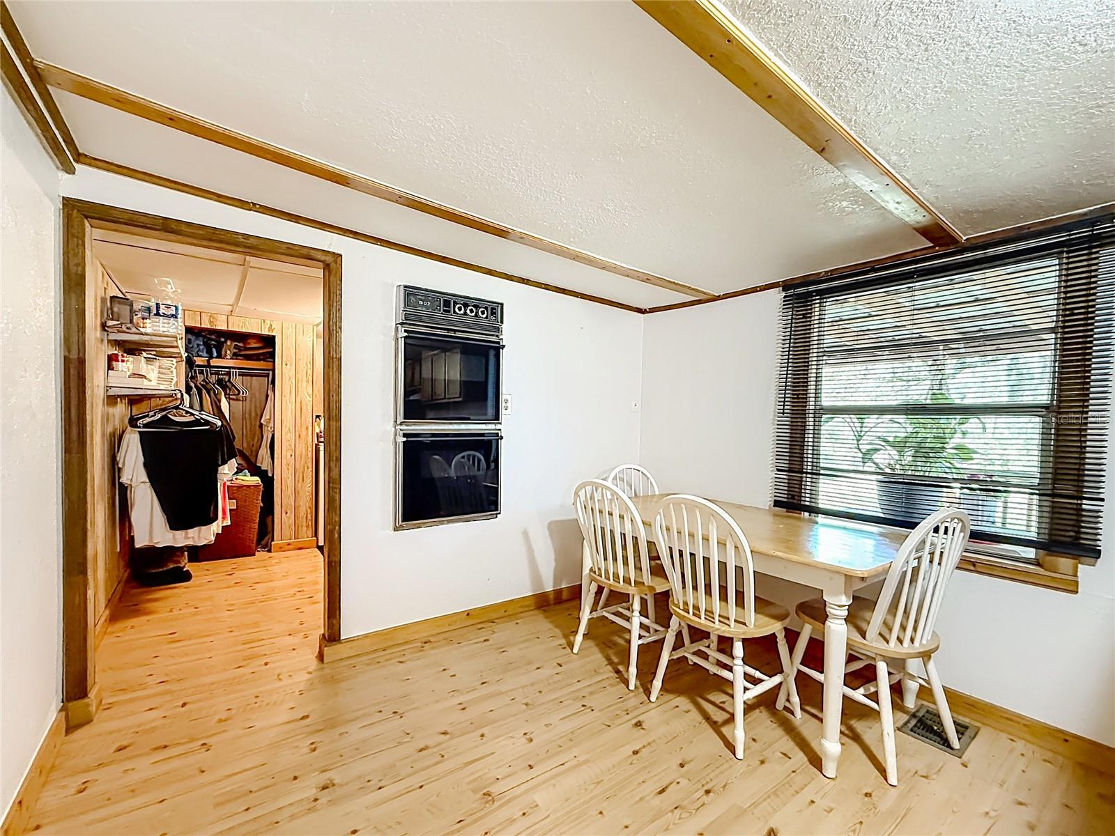ACREAGE & UNREC - Residential