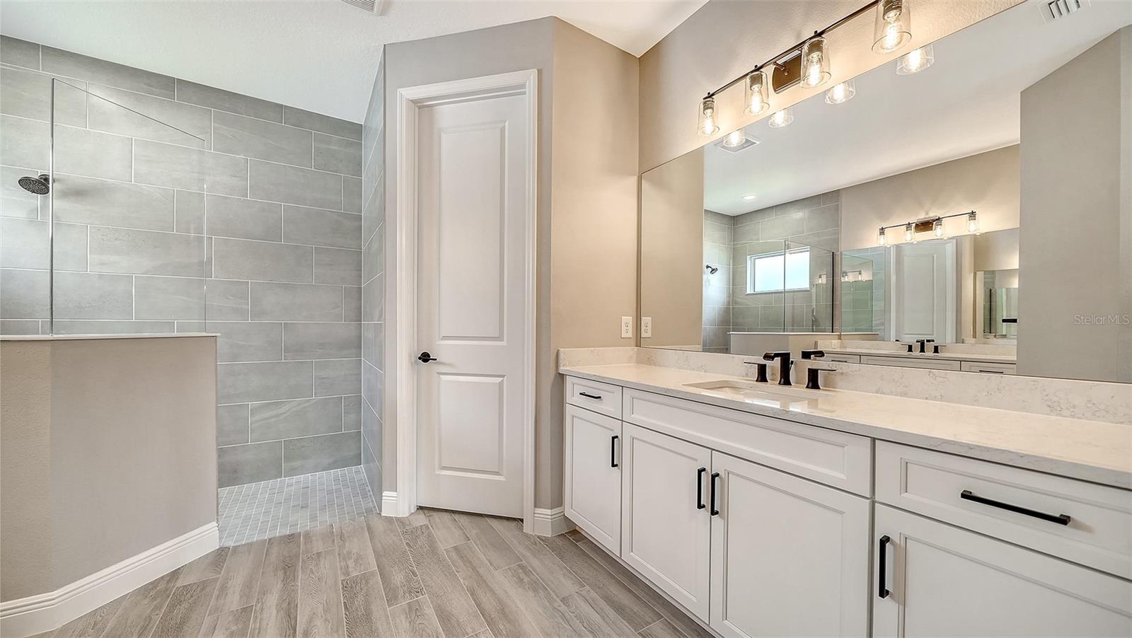 WINDWARD AT LAKEWOOD RANCH PHASE 2 - Residential
