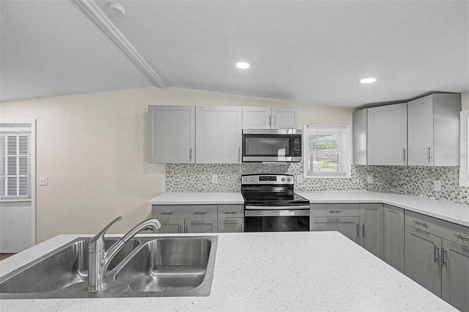 HIGH POINT MH SUB - Residential