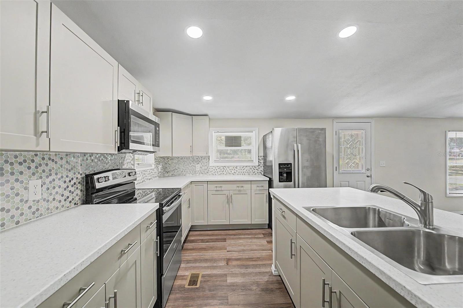 HIGH POINT MH SUB - Residential