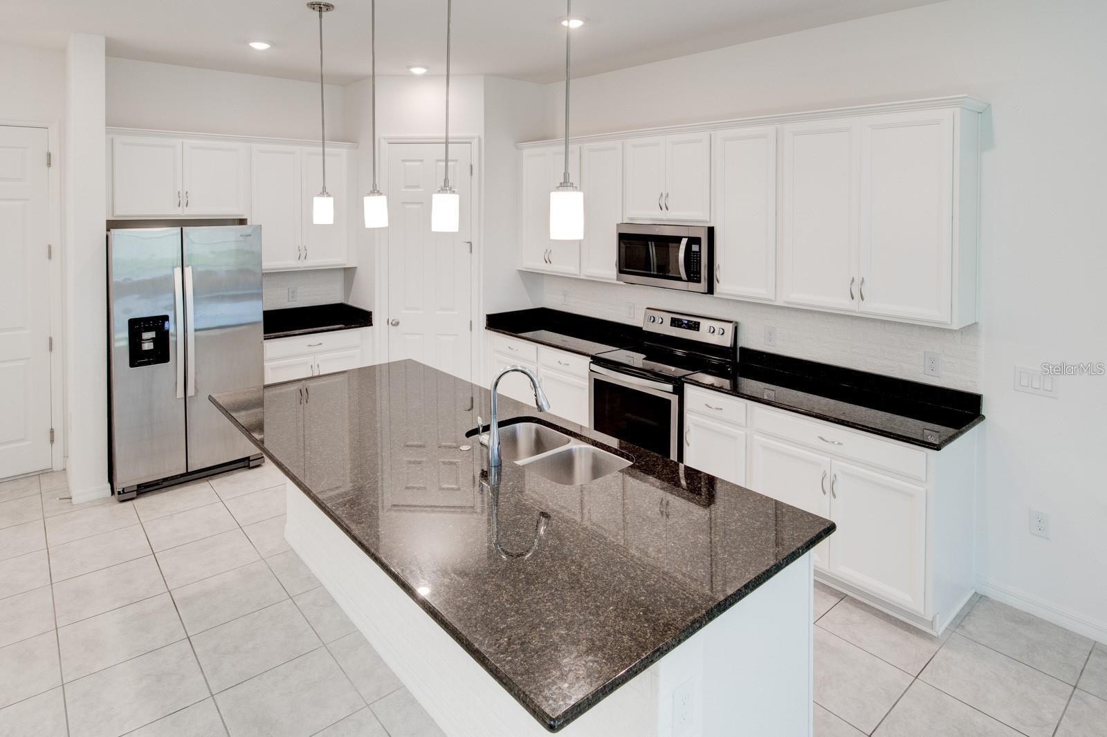WATERMARK PH 2B - Residential Lease