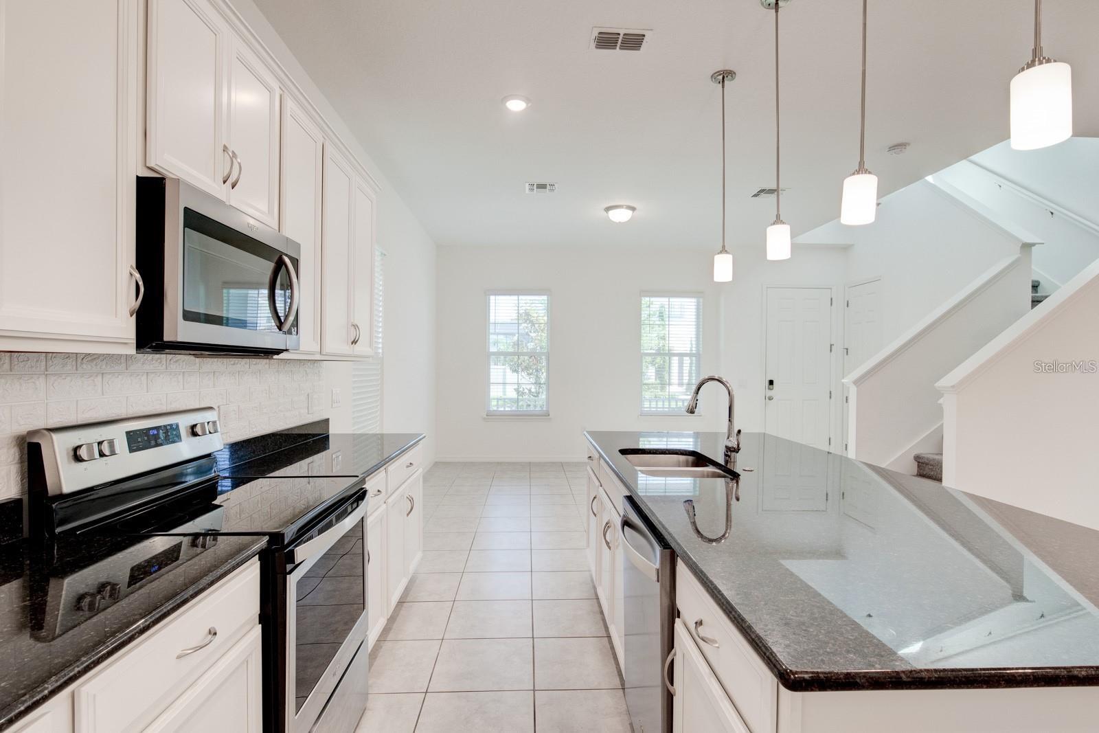 WATERMARK PH 2B - Residential Lease