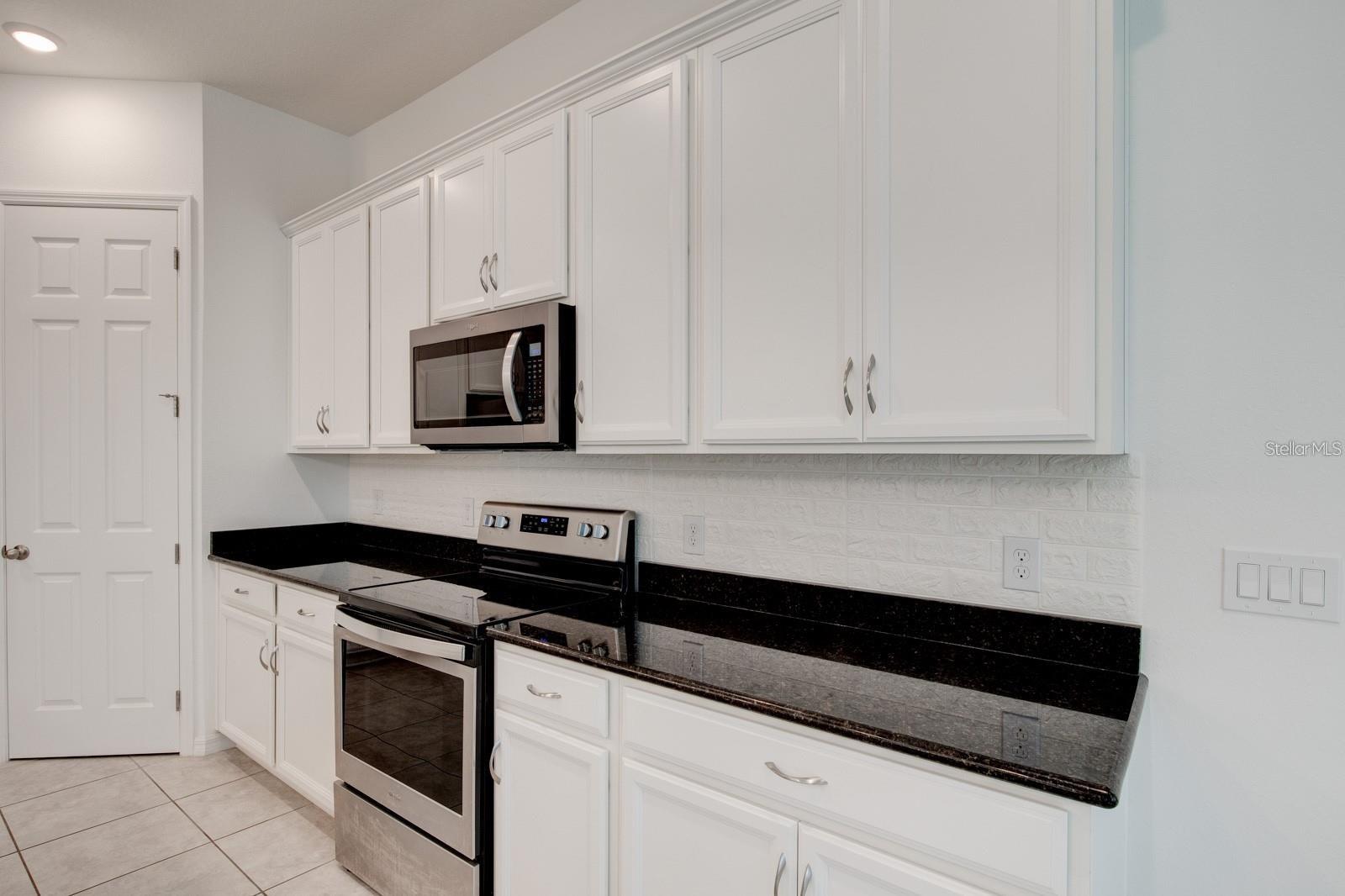 WATERMARK PH 2B - Residential Lease