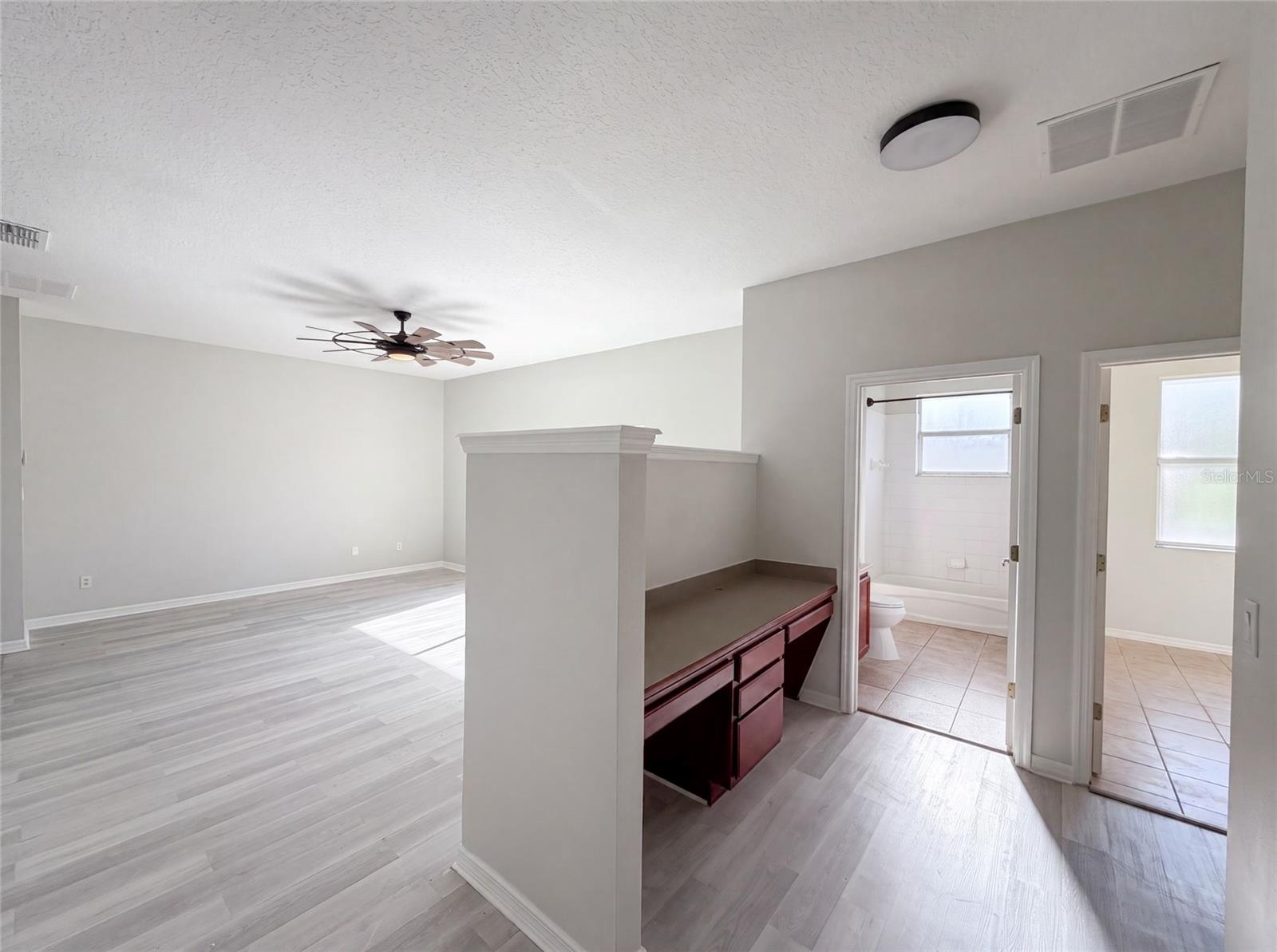 LEESBURG SLEEPY HOLLOW FIRST ADD - Residential