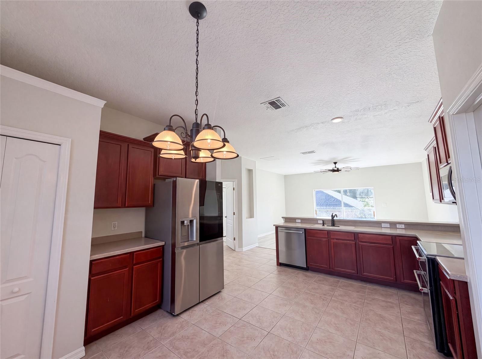 LEESBURG SLEEPY HOLLOW FIRST ADD - Residential