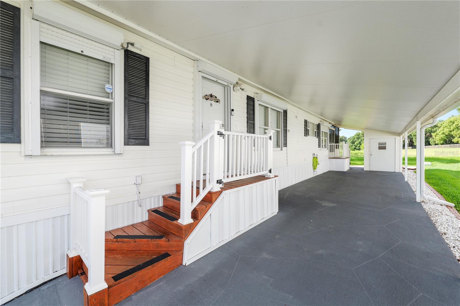 LAKESIDE HILLS ESTATES - Residential