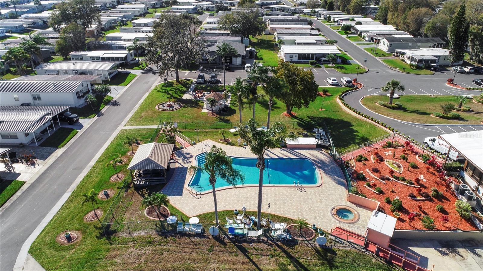 LAKESIDE HILLS ESTATES - Residential