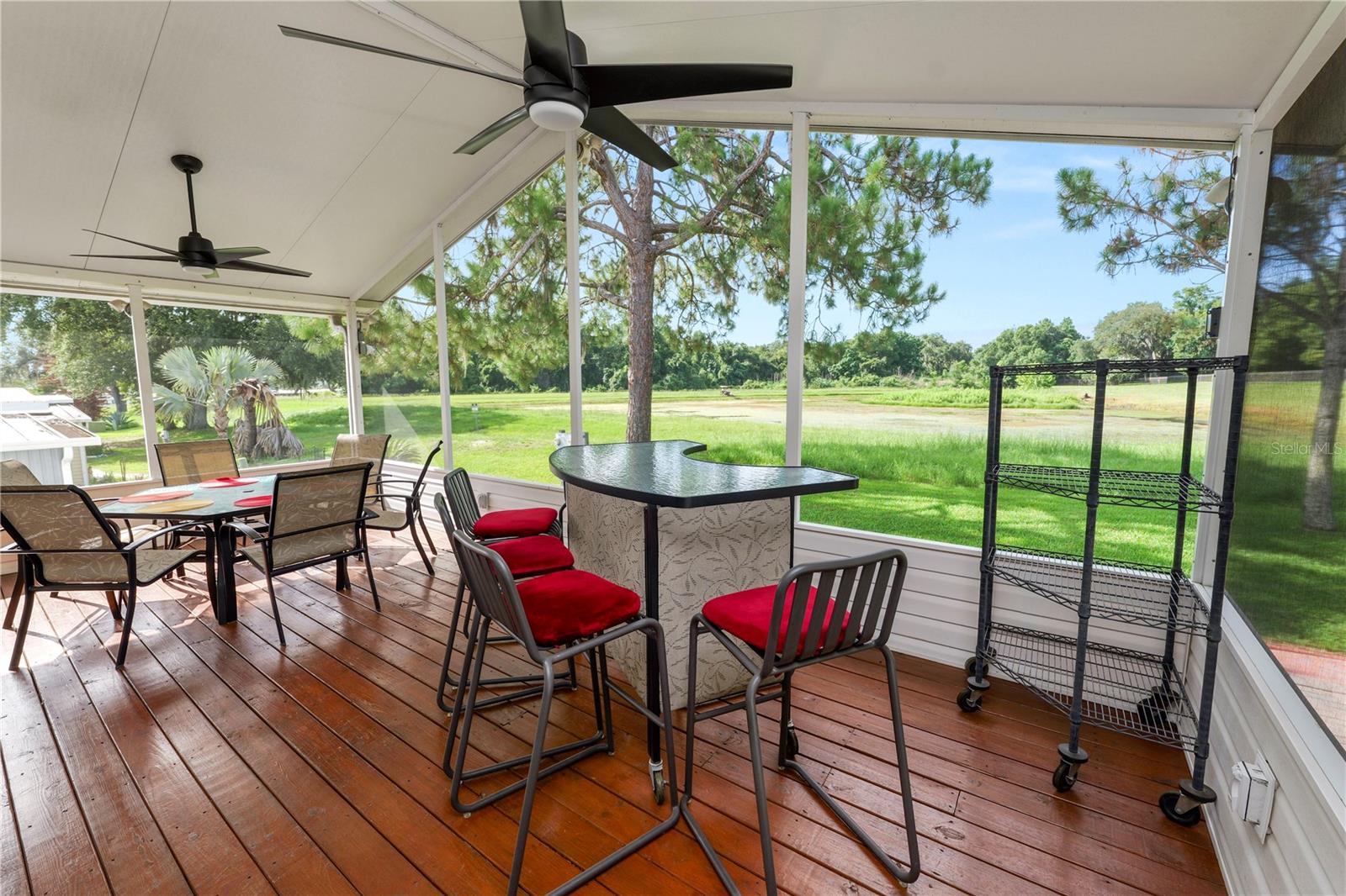 LAKESIDE HILLS ESTATES - Residential