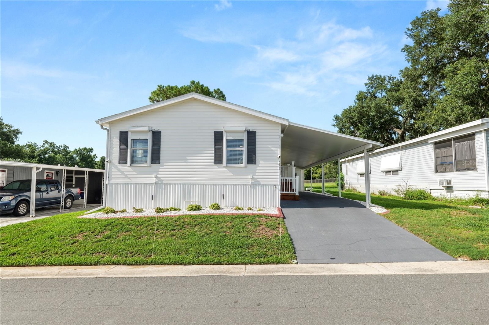 LAKESIDE HILLS ESTATES - Residential