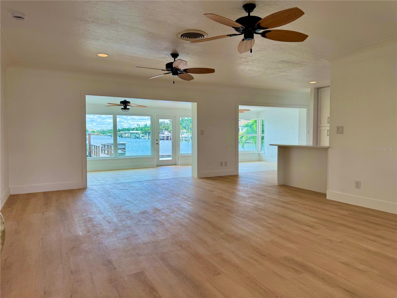 HARBOR BLUFFS SEC 4 - Residential