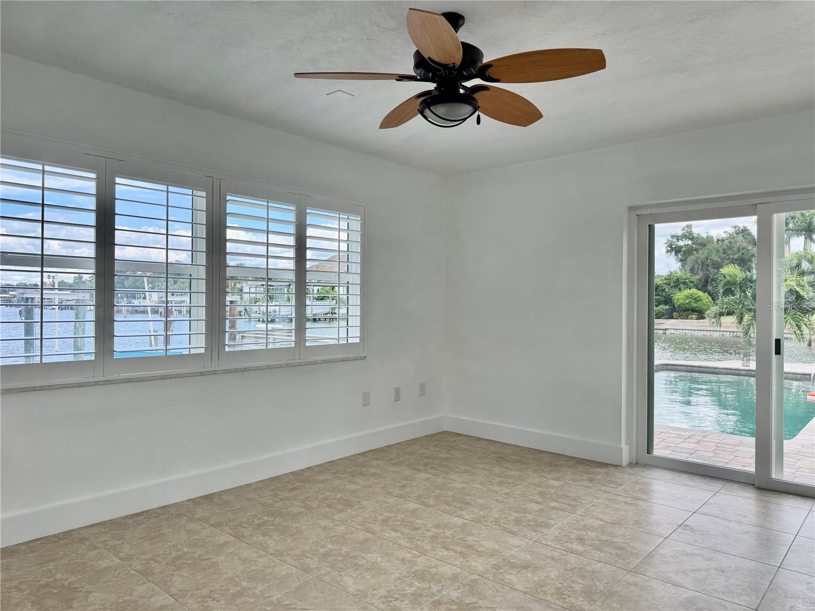HARBOR BLUFFS SEC 4 - Residential