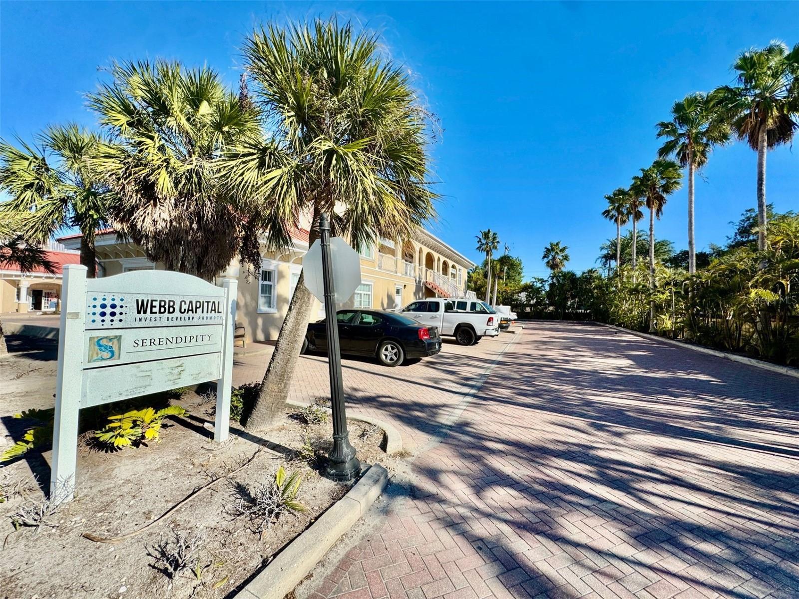 BAYVIEW COMM PLAZA - Commercial Lease