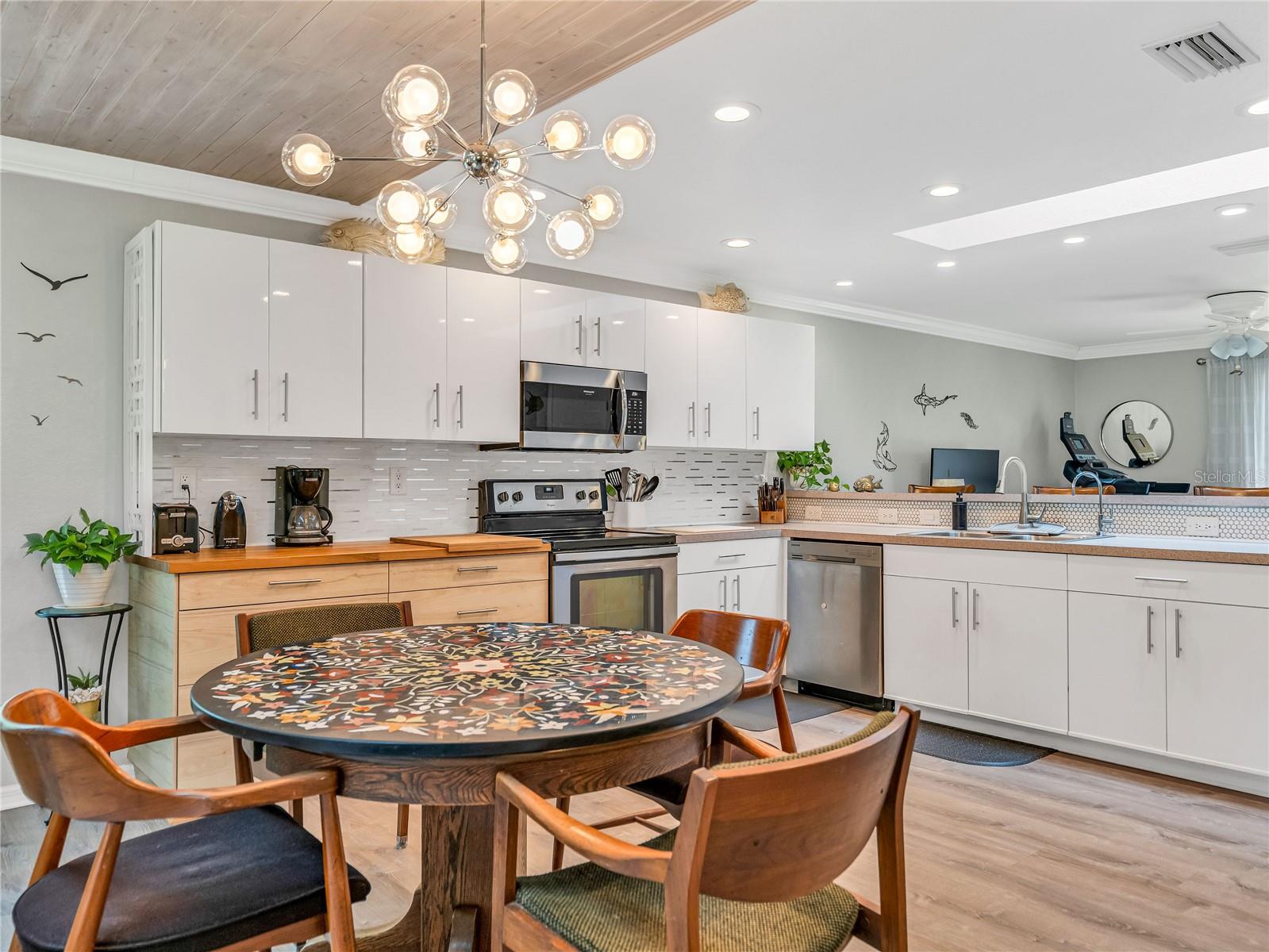 PORT CHARLOTTE SEC 081 - Residential Lease