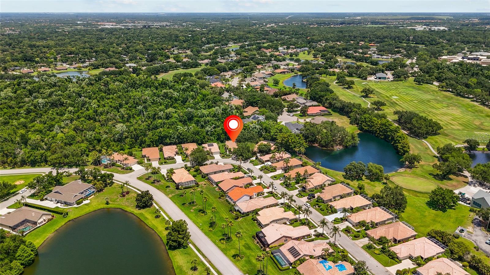 RIVER CLUB - Residential