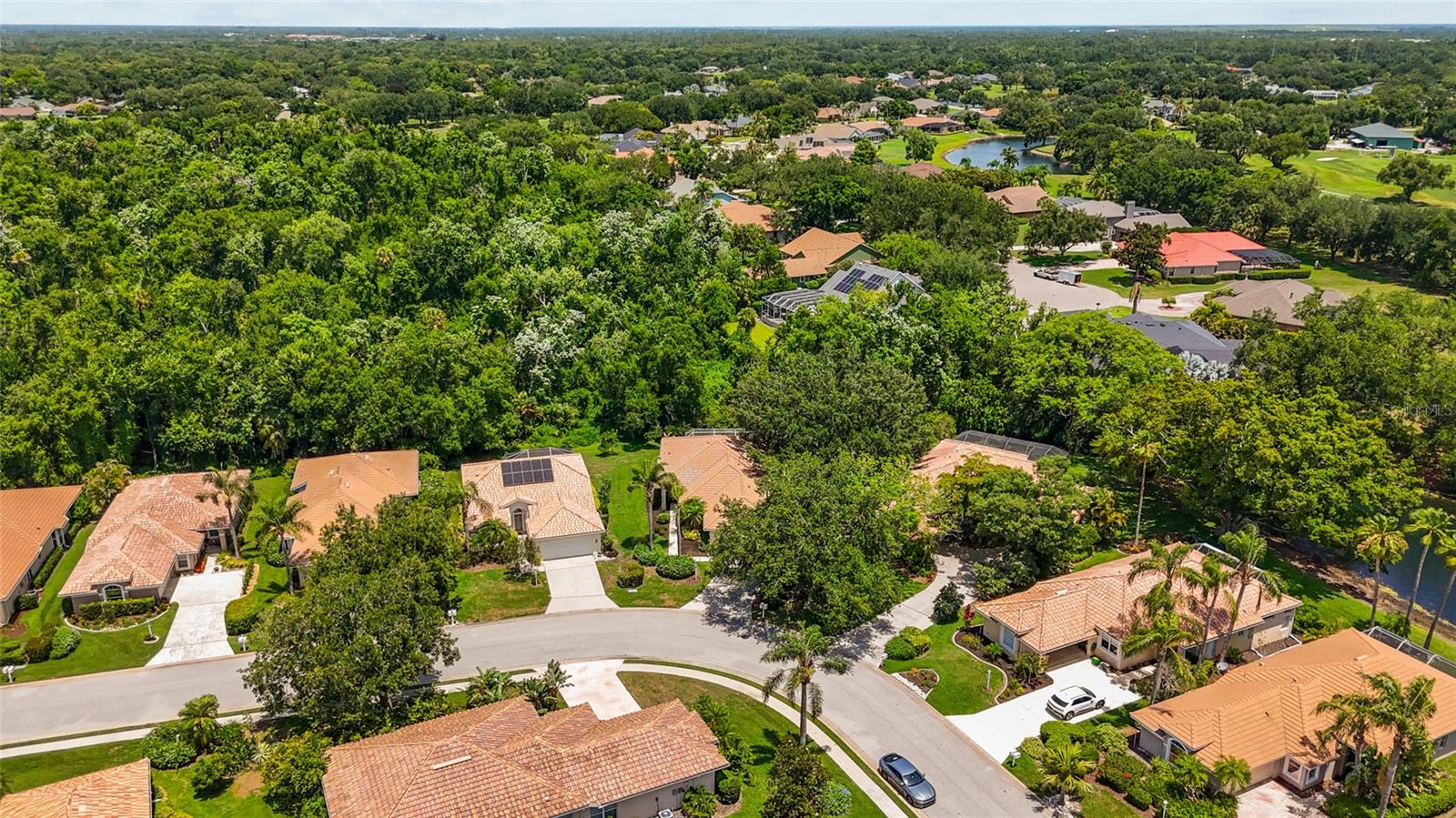 RIVER CLUB - Residential
