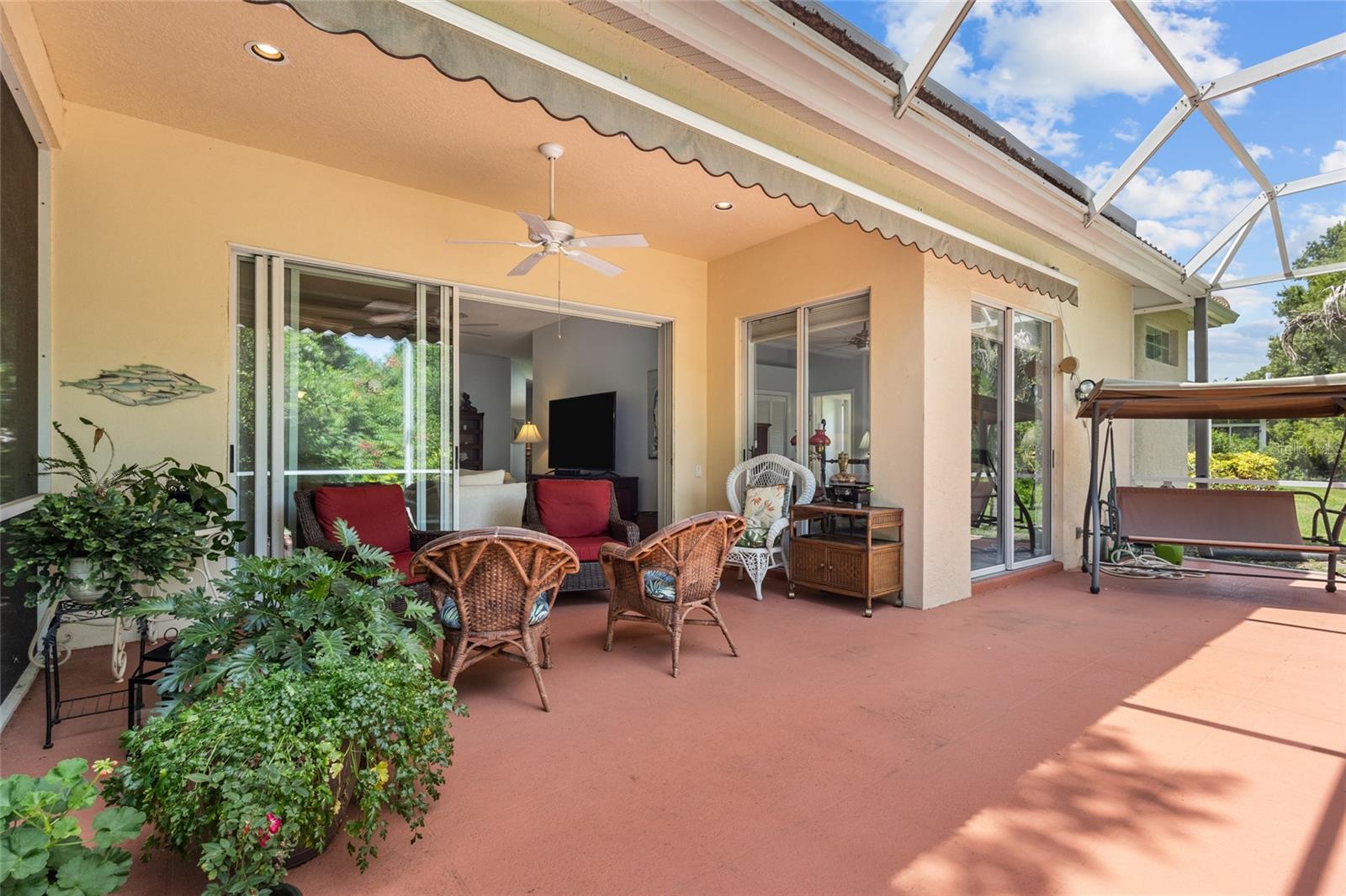RIVER CLUB - Residential
