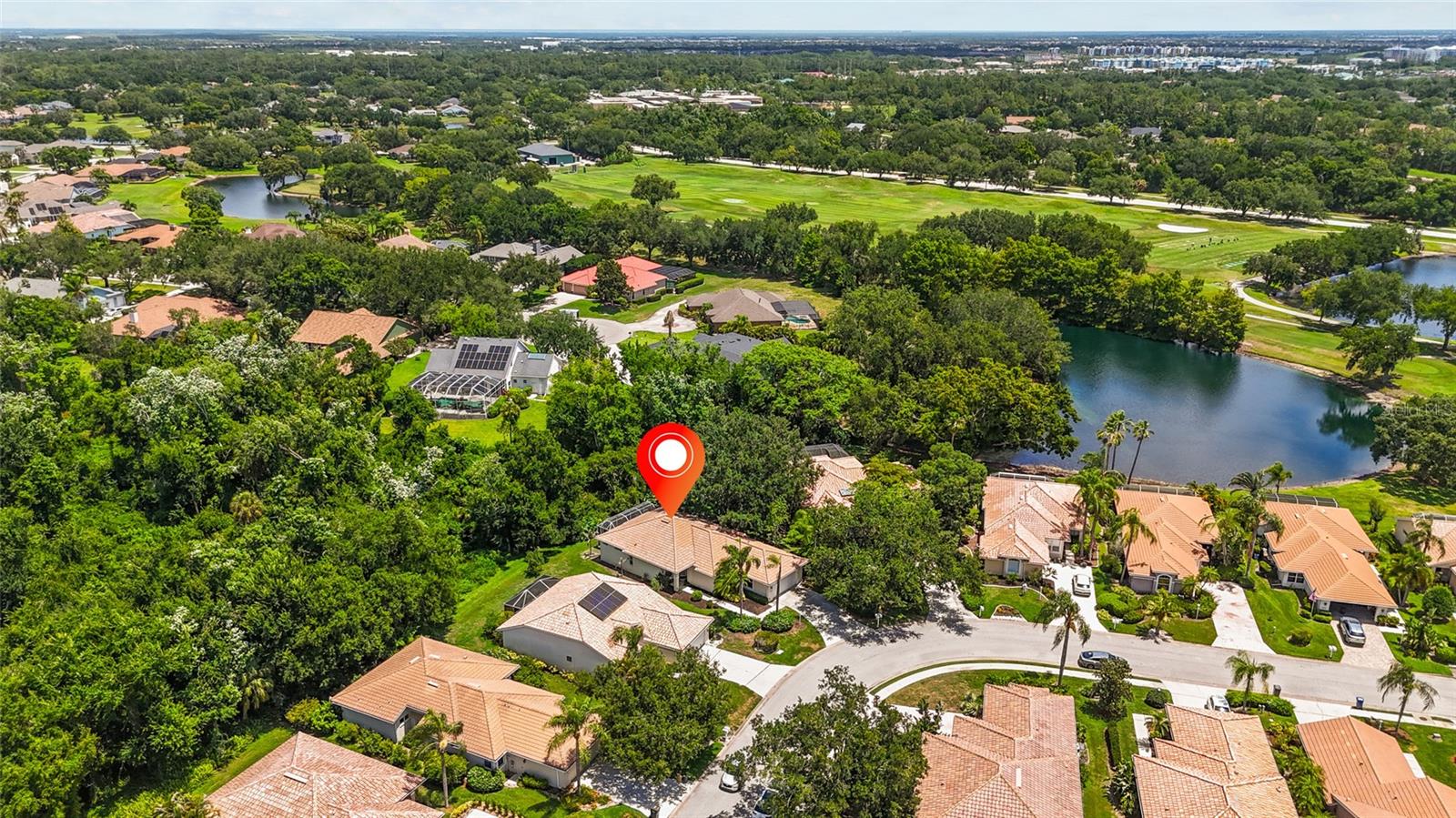 RIVER CLUB - Residential