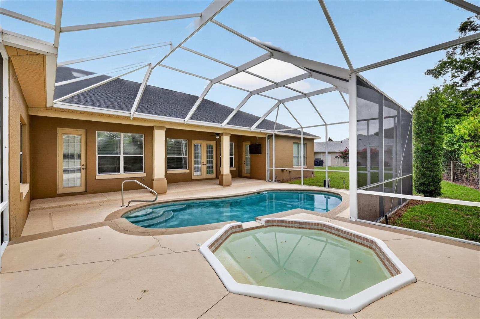 EVERGREEN ESTATE - Residential