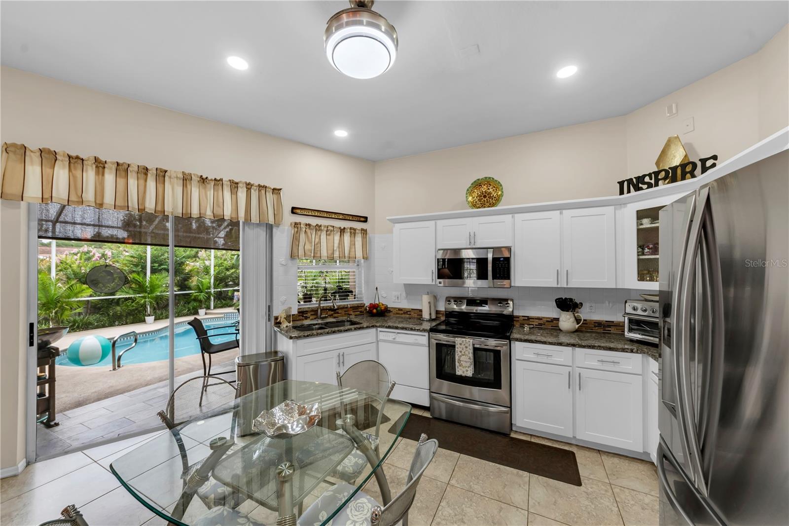 RIO VISTA - Residential