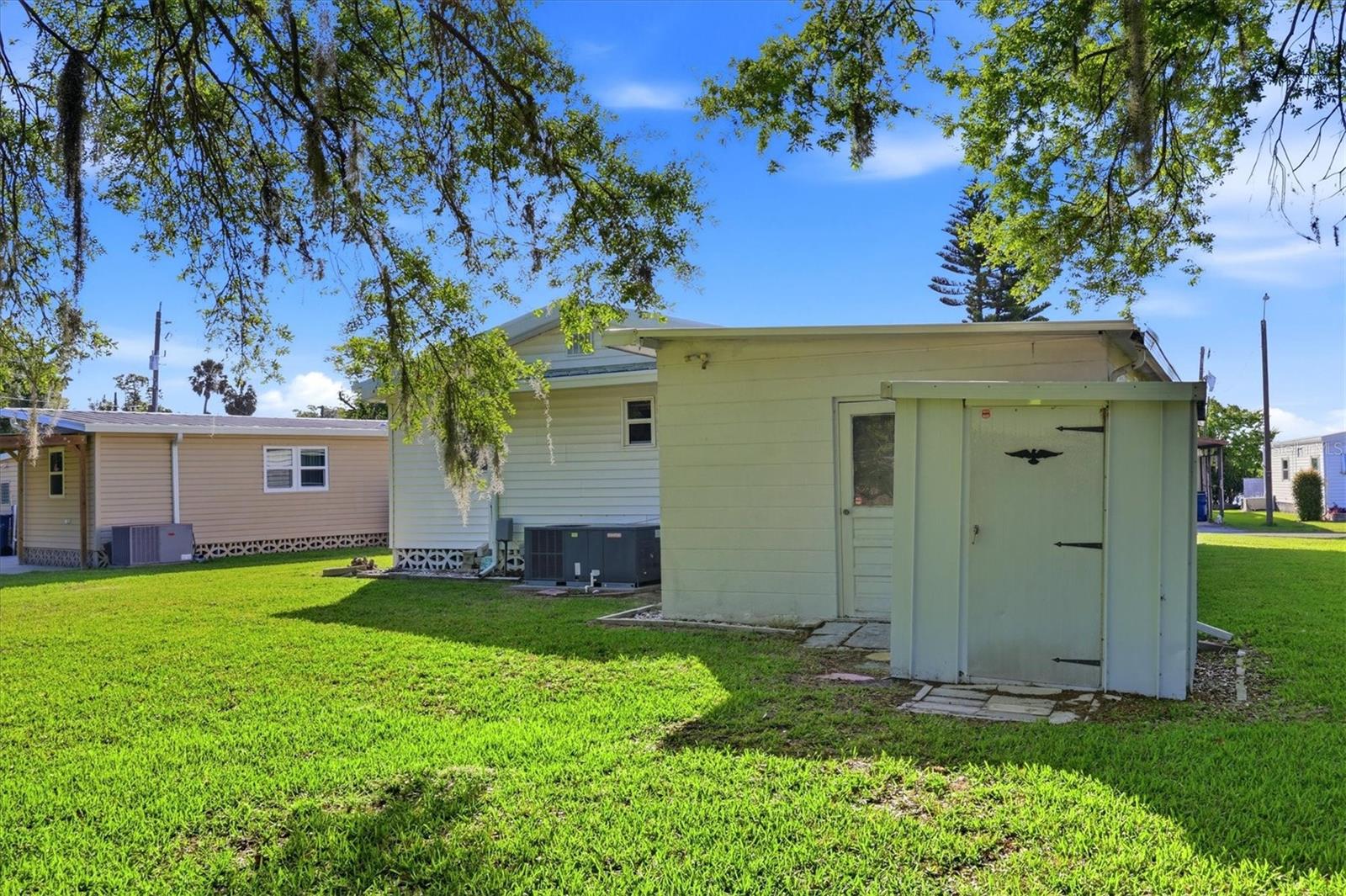 TIDEVUE/DE SOTO COMMUNITY UNIT ONE - Residential