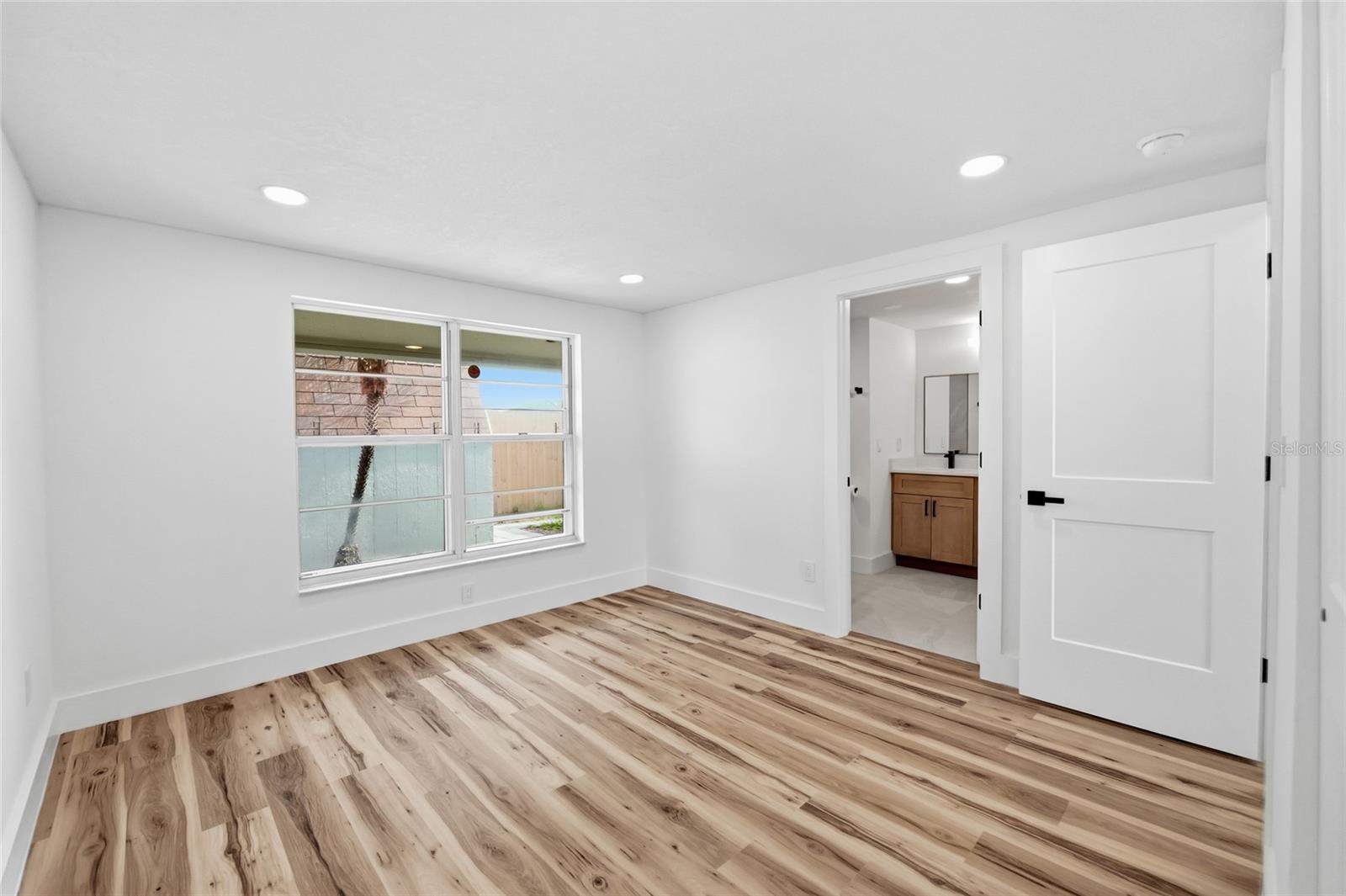 PINEHURST VILLAS - Residential