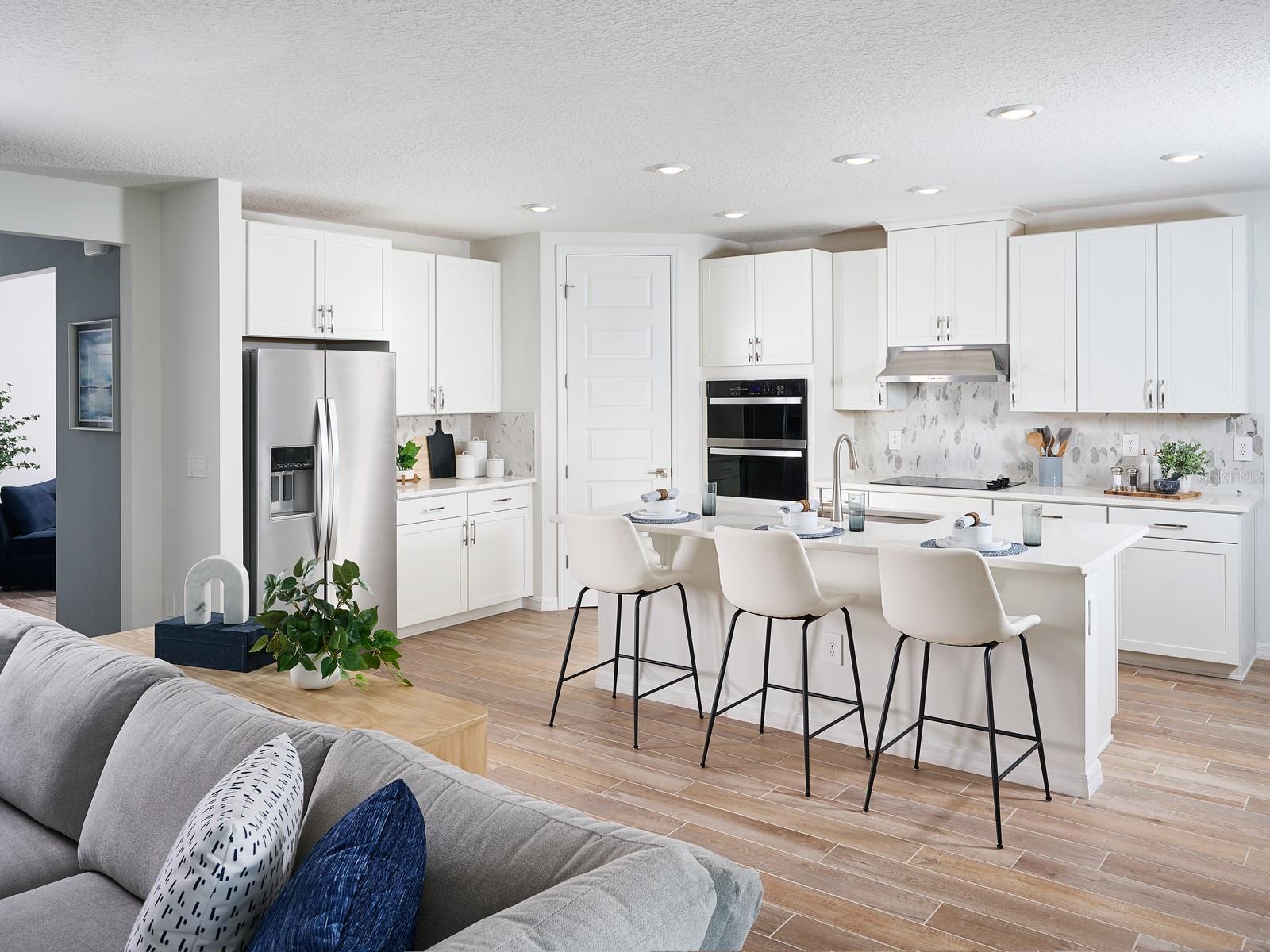 PINE RIDGE MEADOWS - Residential