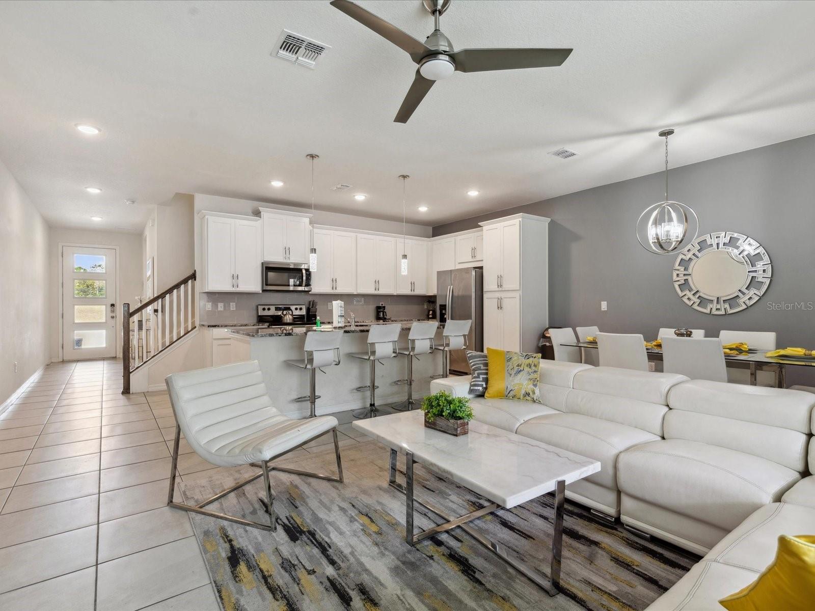 SOLARA RESORT VACATION VILLAS REP - Residential