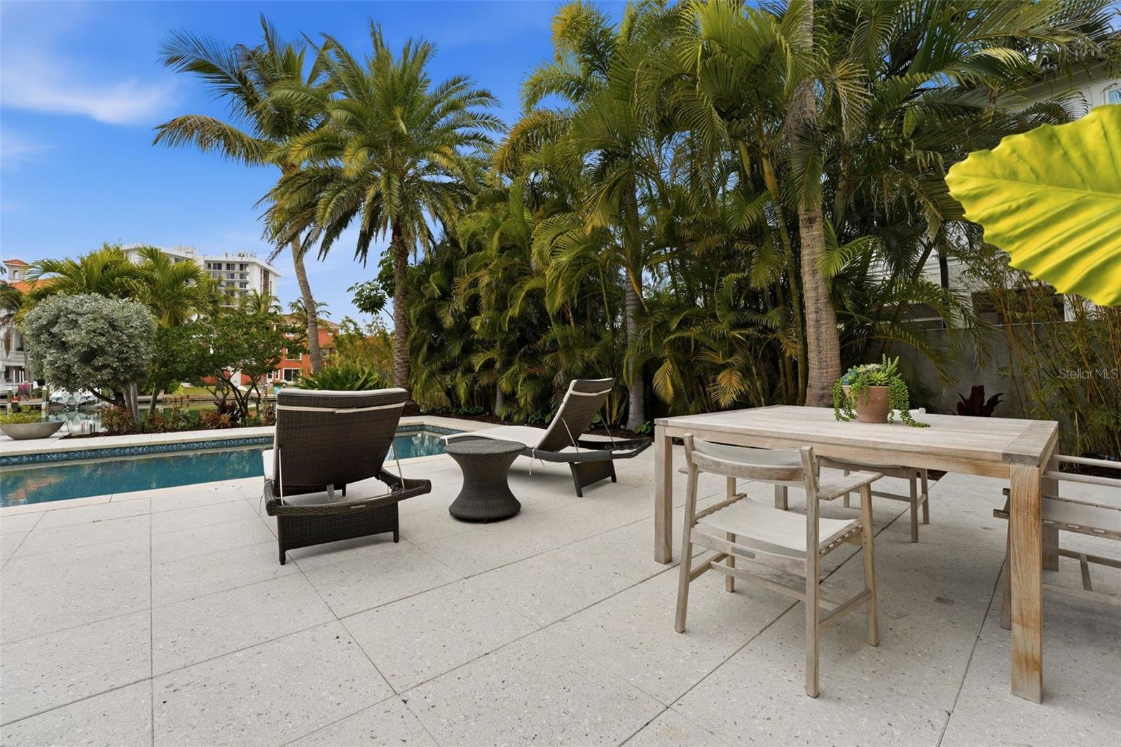 SAINT ARMANDS DIV JOHN RINGLING ESTATES - Residential