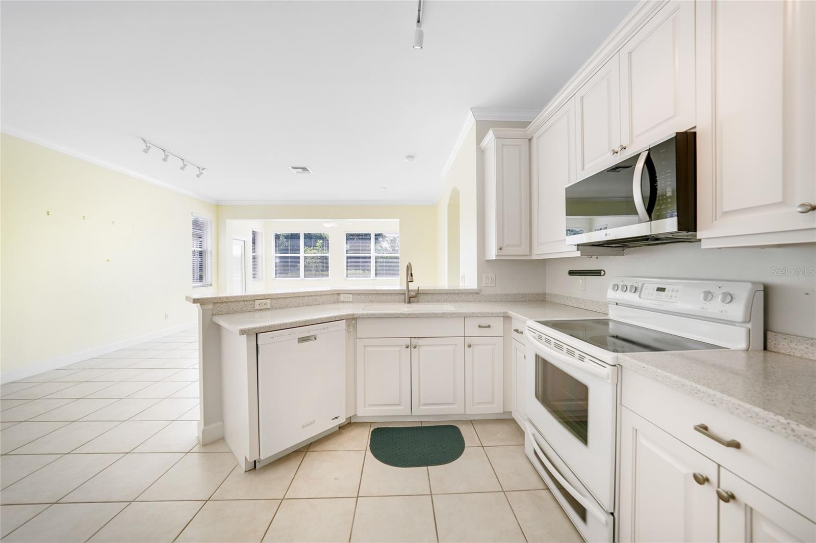 VILLAS AT COBIA CAY CONDO - Residential
