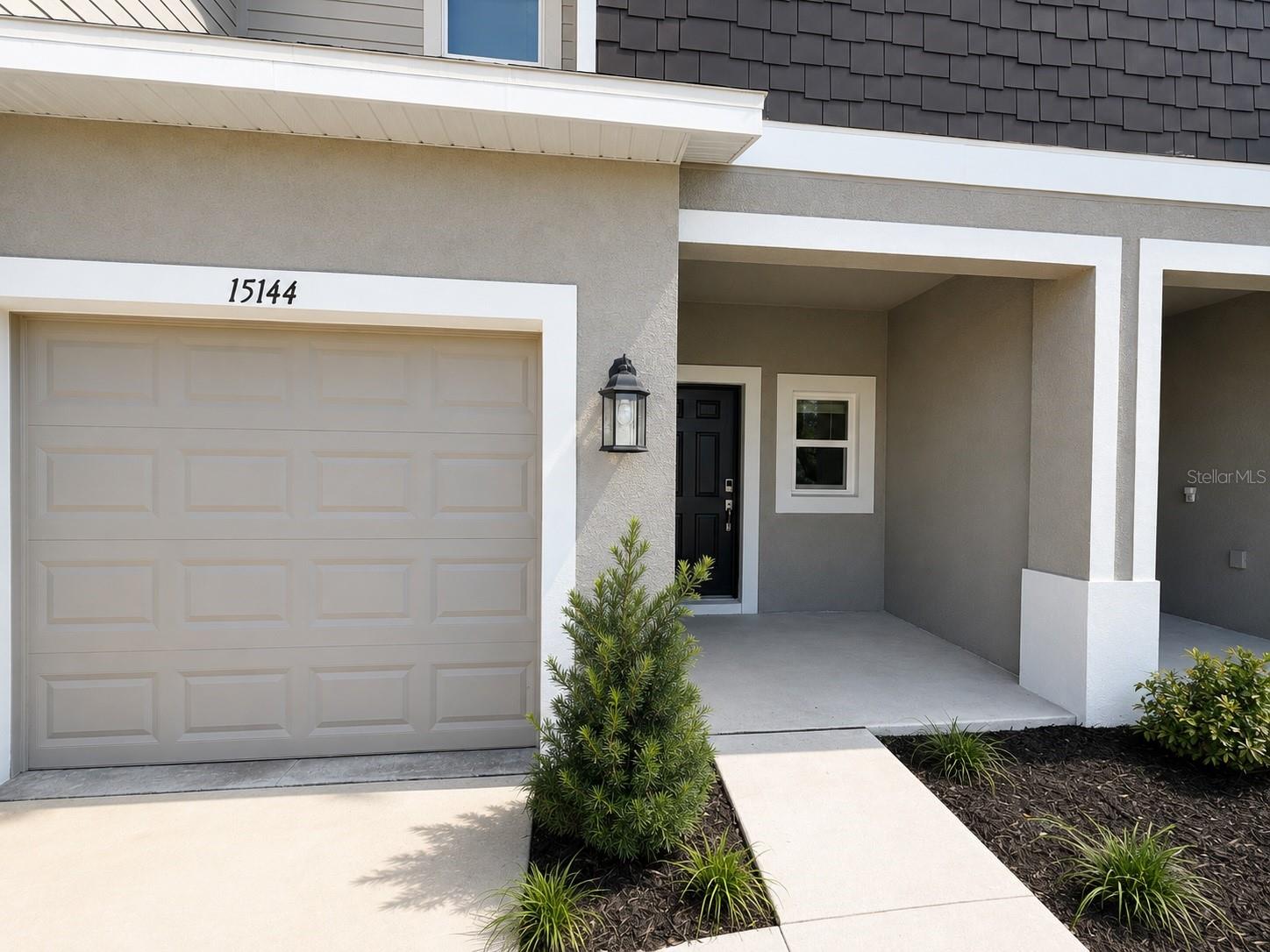 VINTERRA TWNHMS - Residential Lease